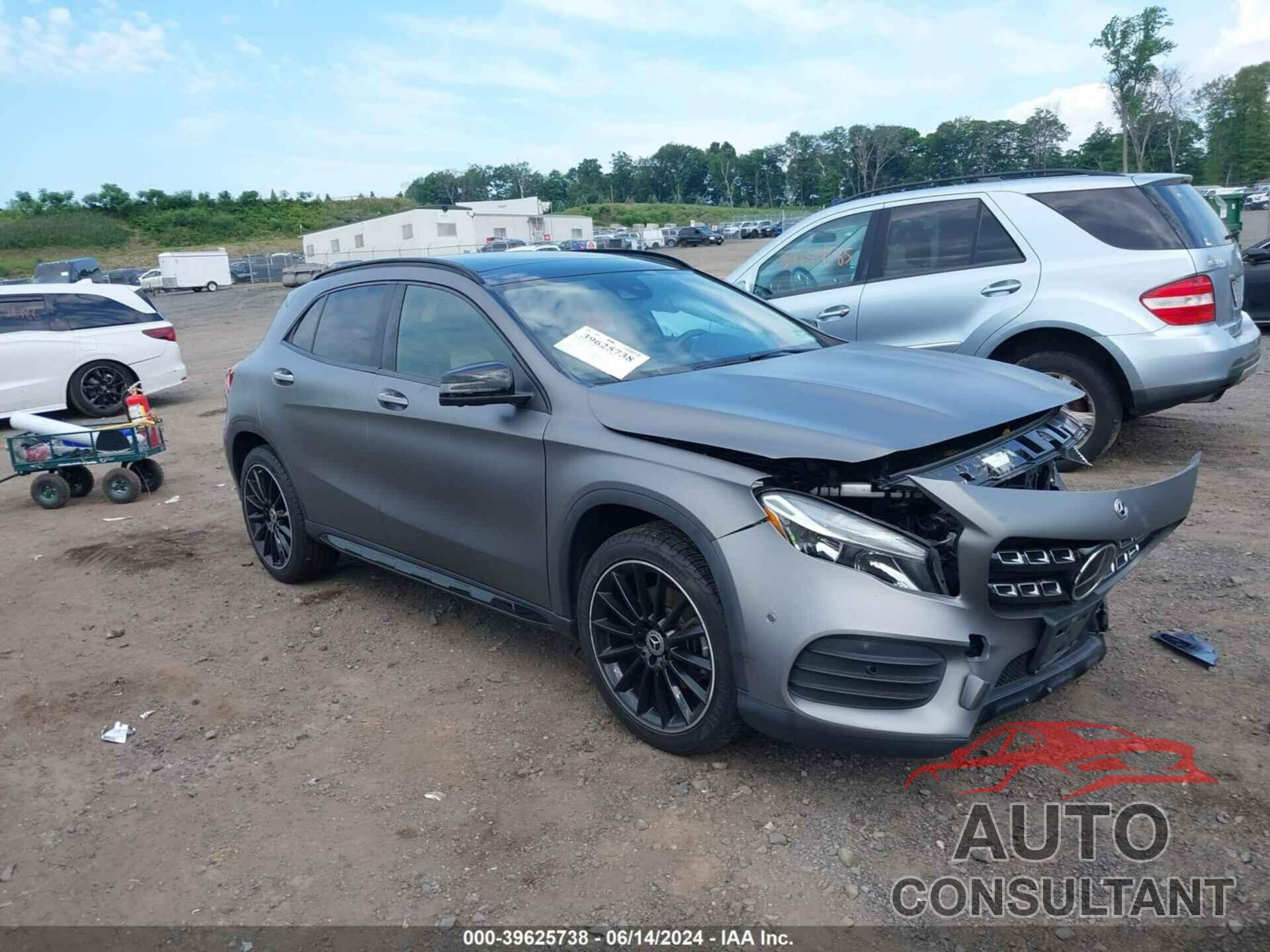 MERCEDES-BENZ GLA 250 2018 - WDCTG4GB9JJ457337