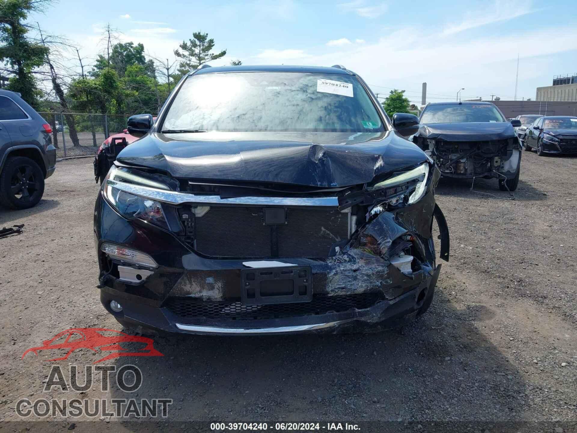 HONDA PILOT 2018 - 5FNYF6H06JB010706