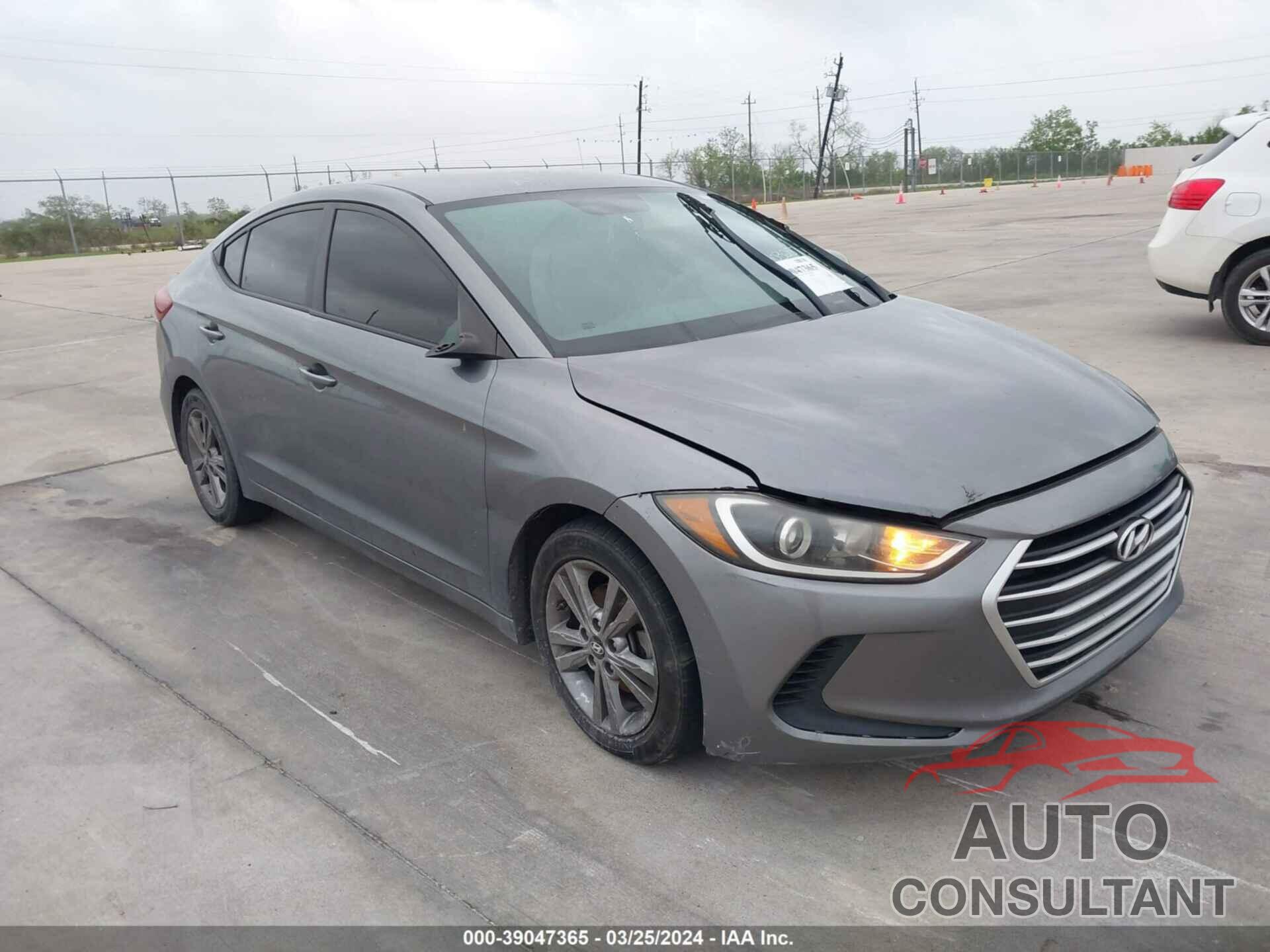 HYUNDAI ELANTRA 2017 - KMHD84LF8HU196321