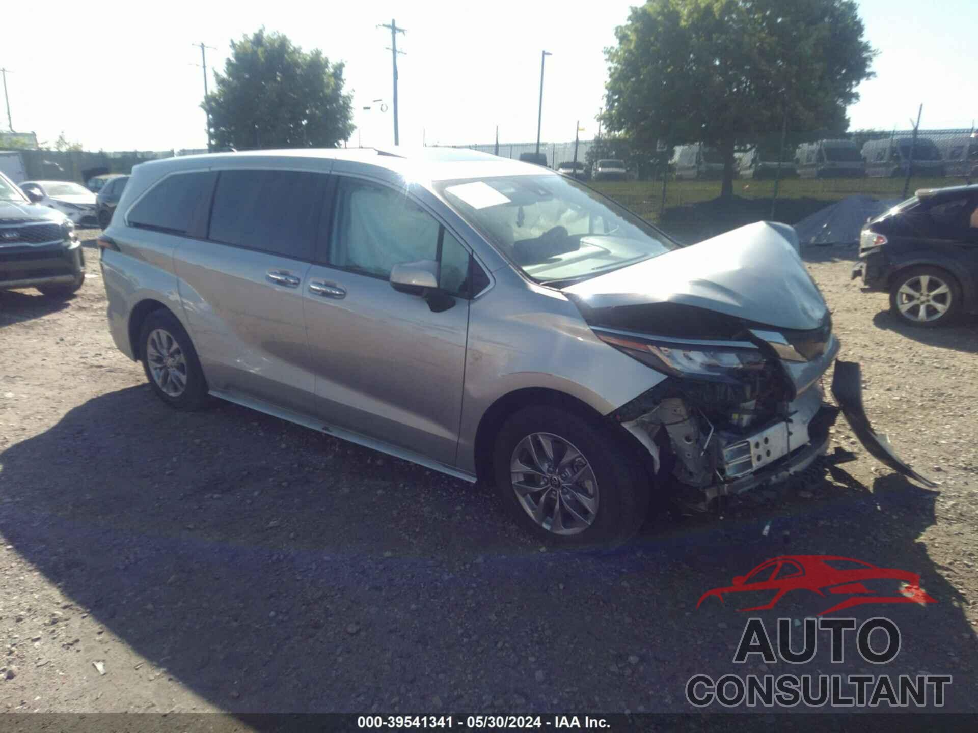 TOYOTA SIENNA 2022 - 5TDYRKEC0NS125222