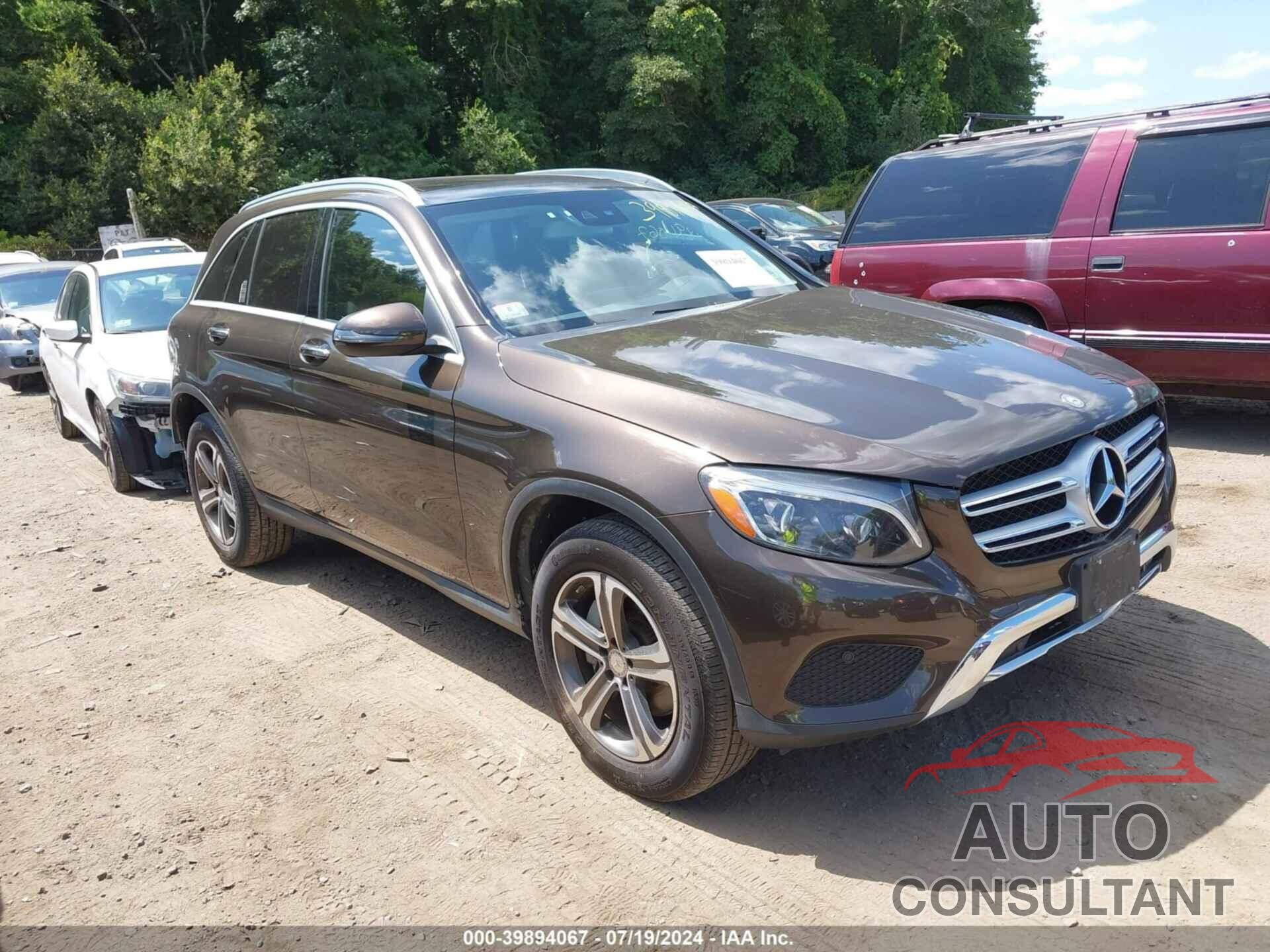 MERCEDES-BENZ GLC 300 2016 - WDC0G4KBXGF043618