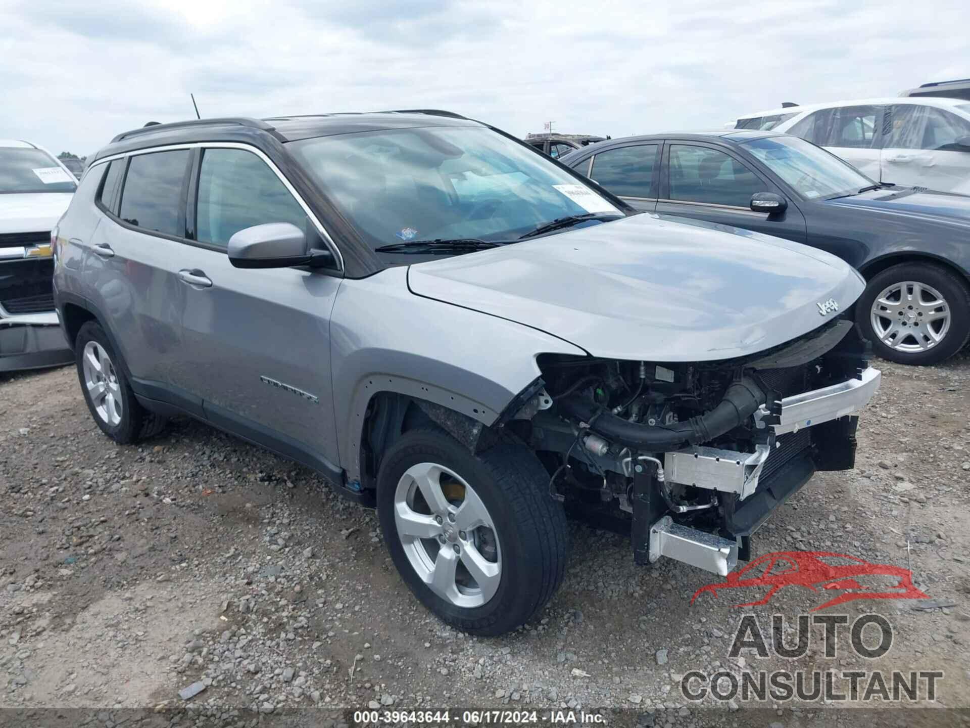 JEEP COMPASS 2018 - 3C4NJDBB4JT144647