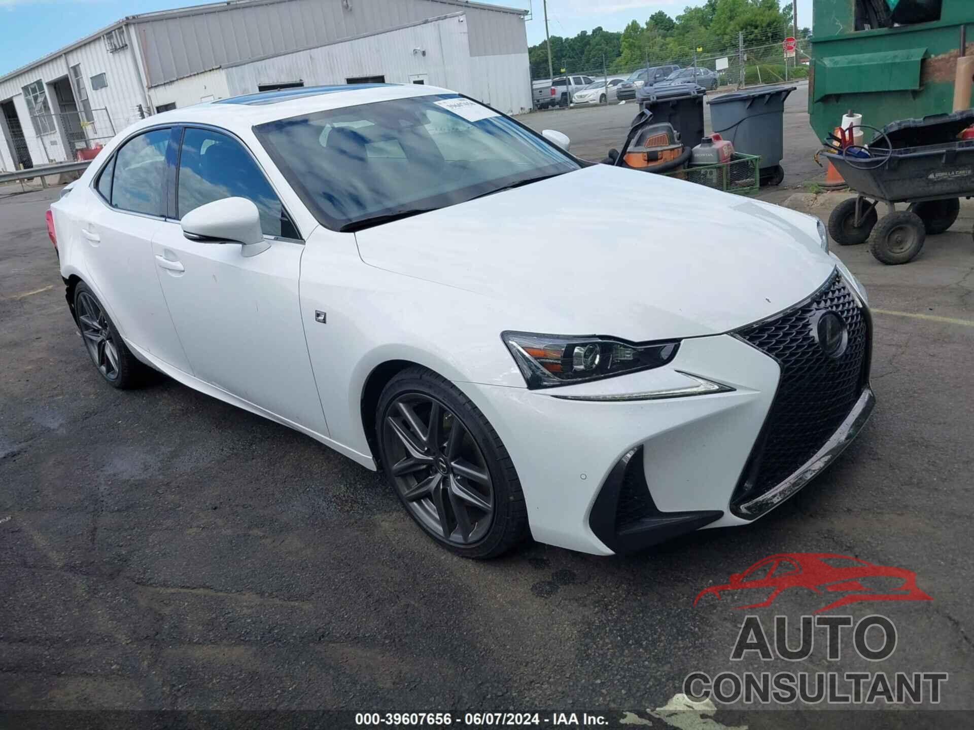 LEXUS IS 300 2020 - JTHGA1D27L5101796