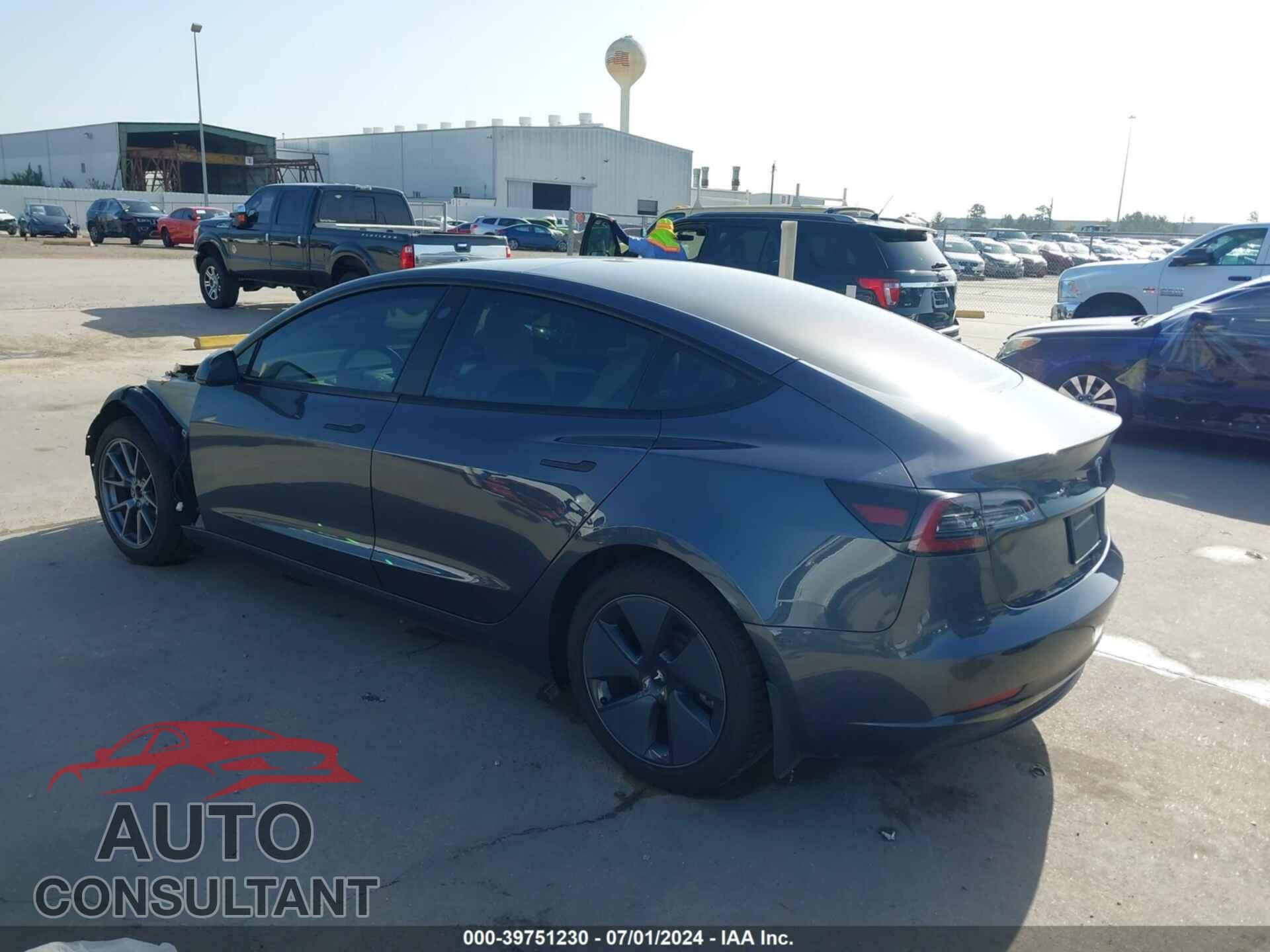 TESLA MODEL 3 2022 - 5YJ3E1EB0NF271017