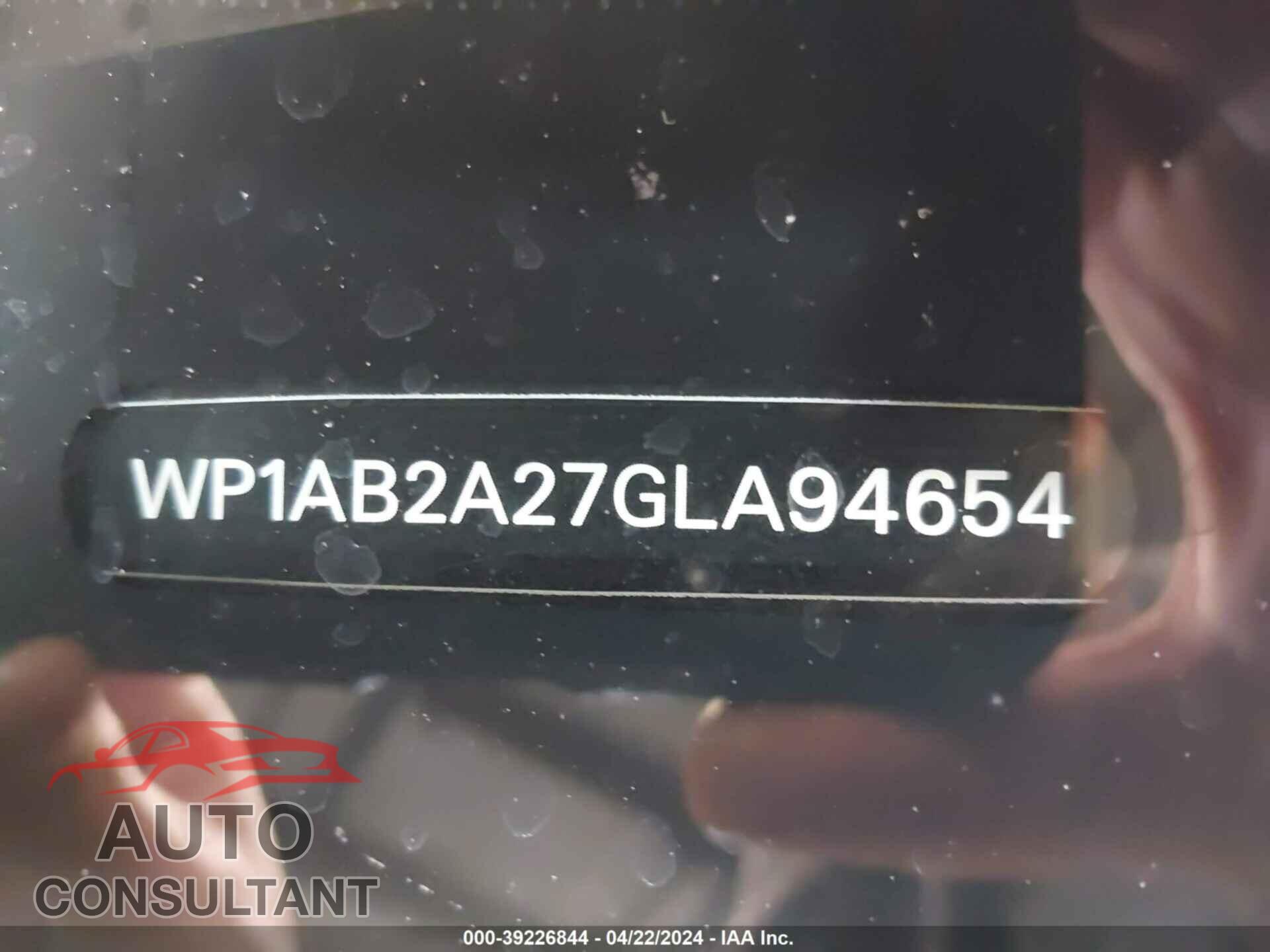 PORSCHE CAYENNE 2016 - WP1AB2A27GLA94654