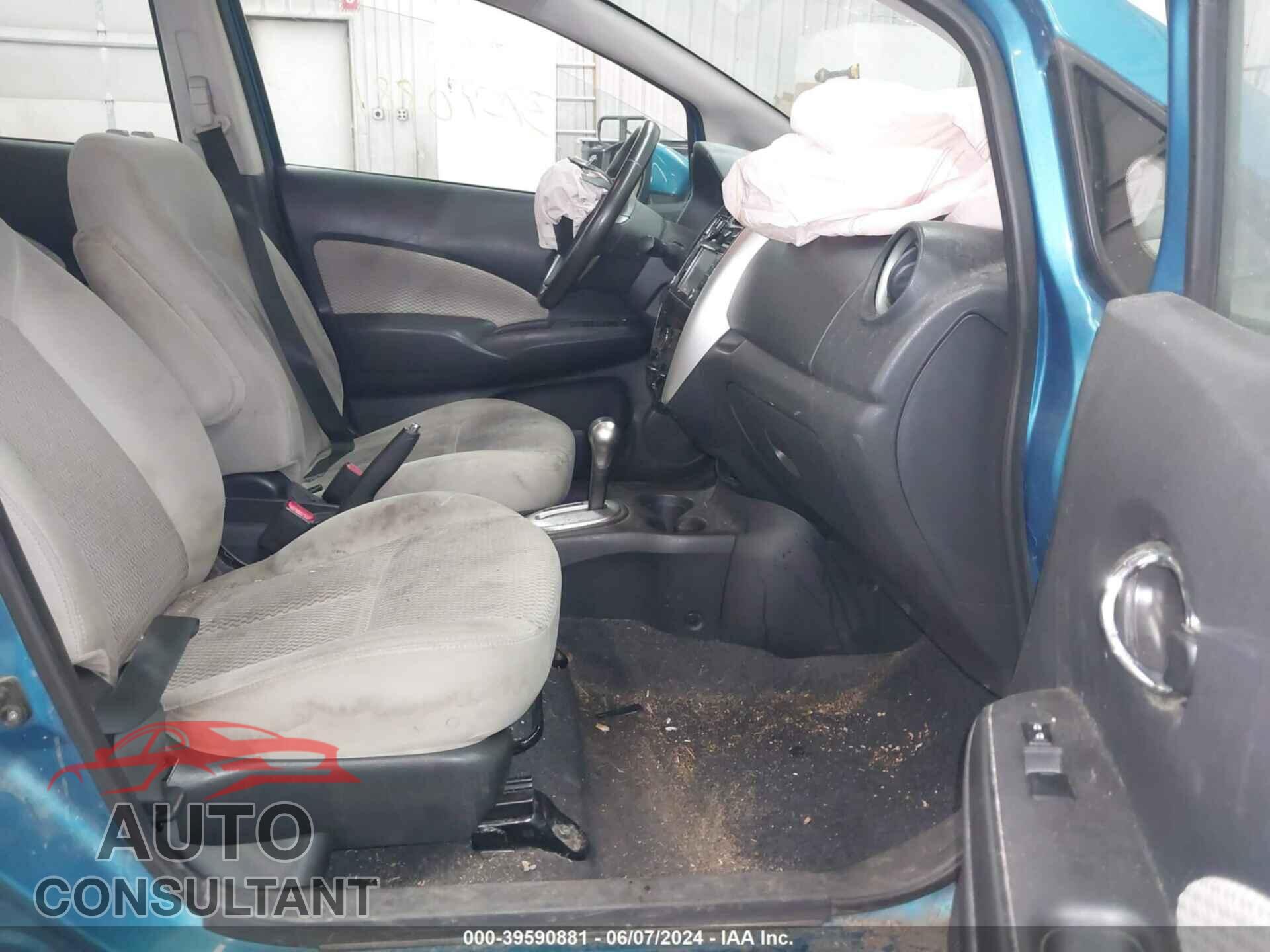 NISSAN VERSA NOTE 2015 - 3N1CE2CP3FL395874