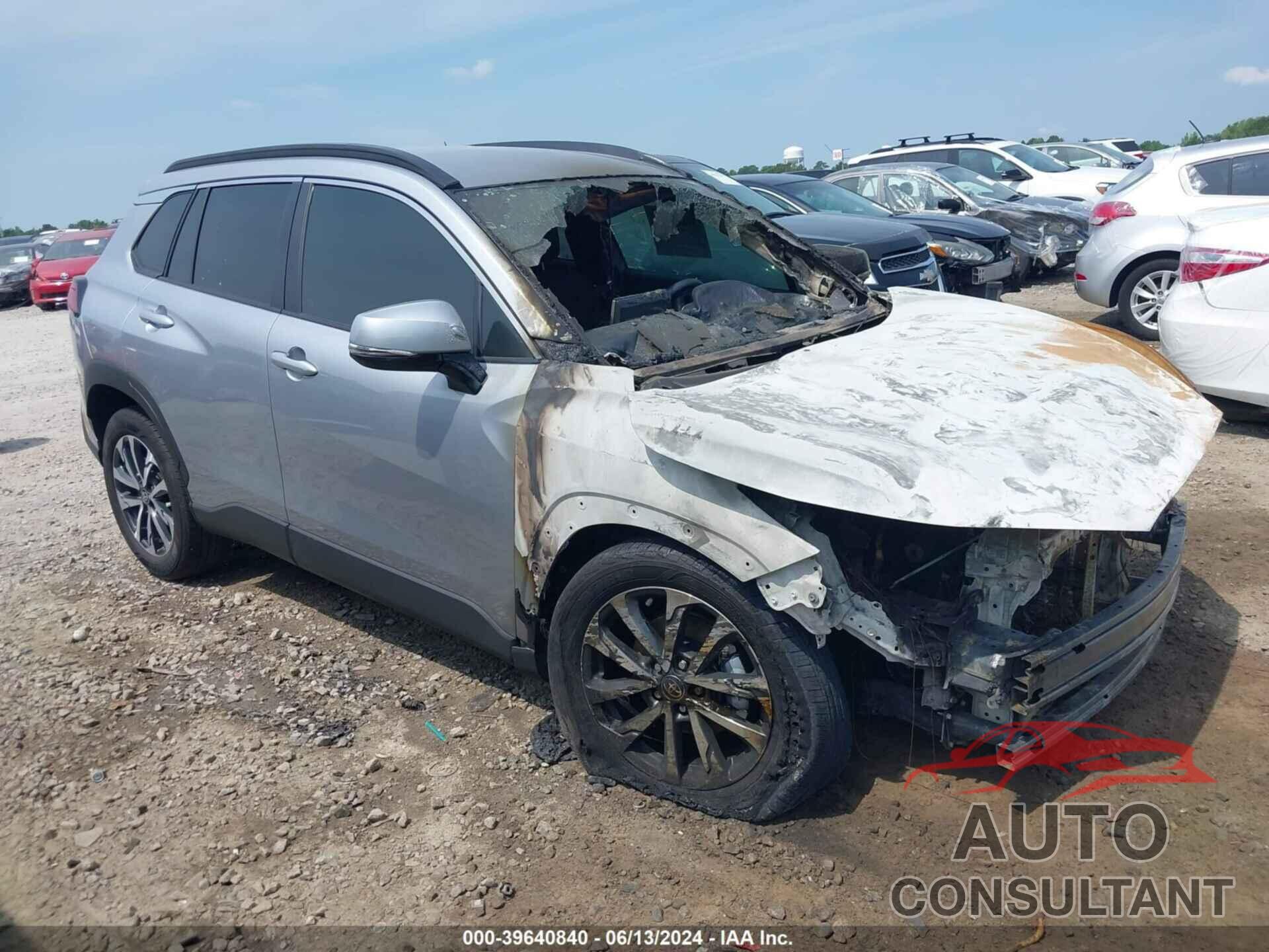 TOYOTA COROLLA CROSS 2022 - 7MUEAAAG6NV035561