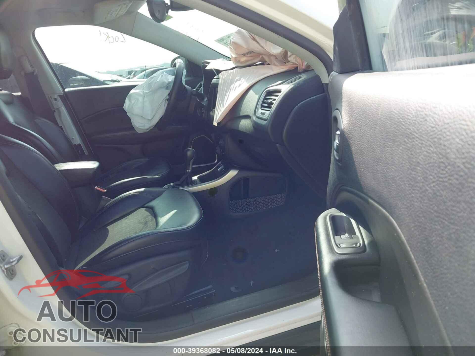 JEEP COMPASS 2017 - 3C4NJCBB0HT643286