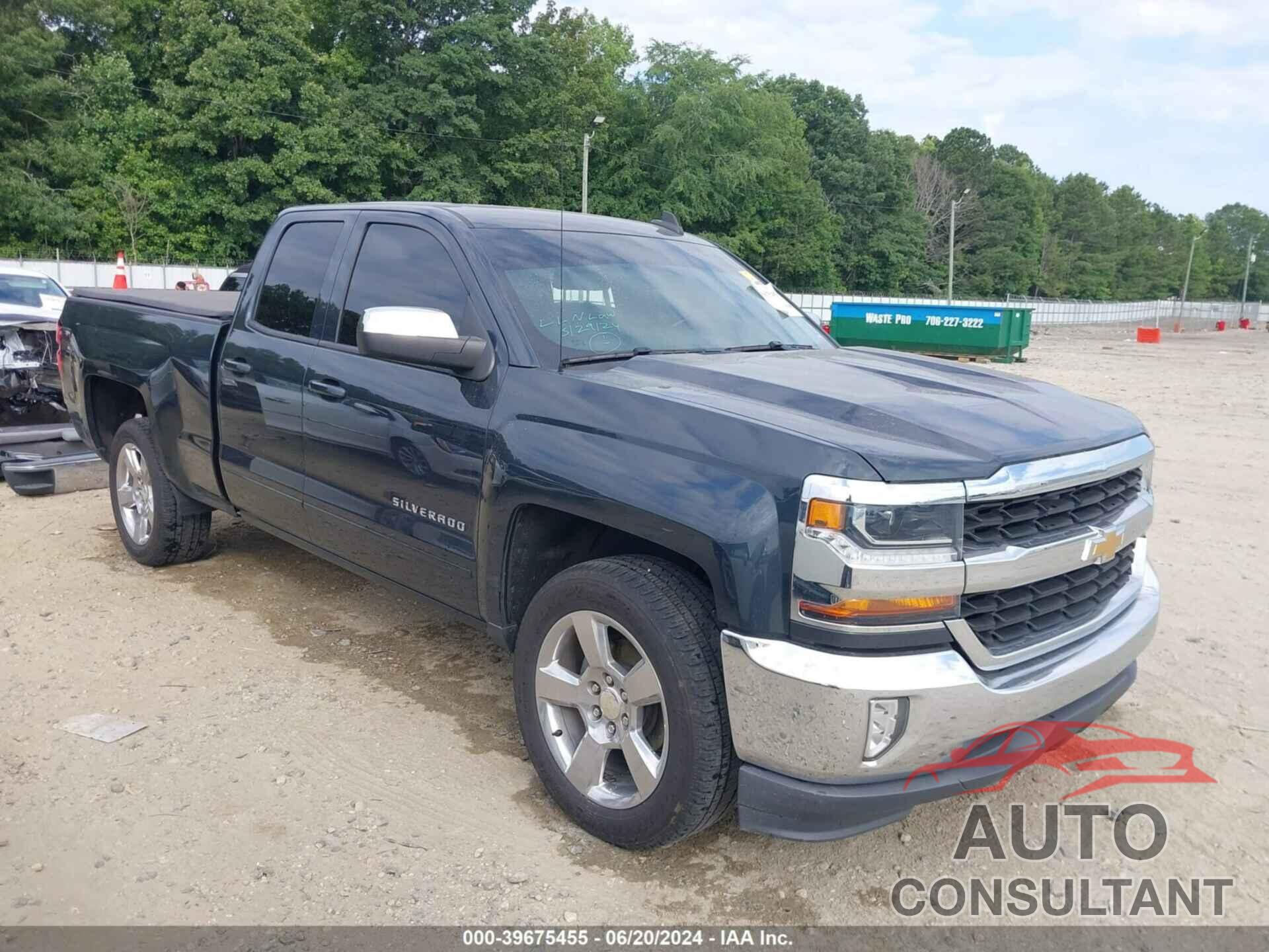 CHEVROLET SILVERADO 1500 2018 - 1GCRCREH0JZ314794