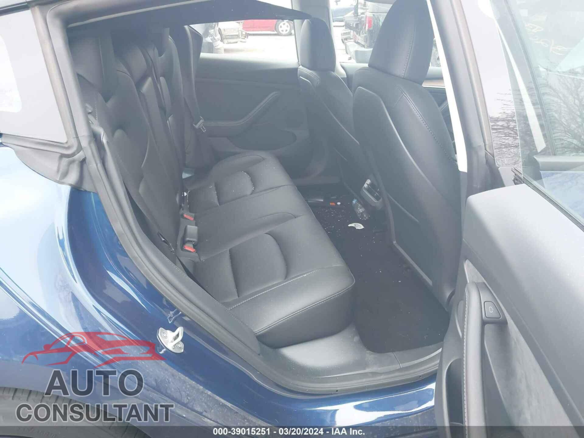 TESLA MODEL 3 2023 - 5YJ3E1EA0PF642977