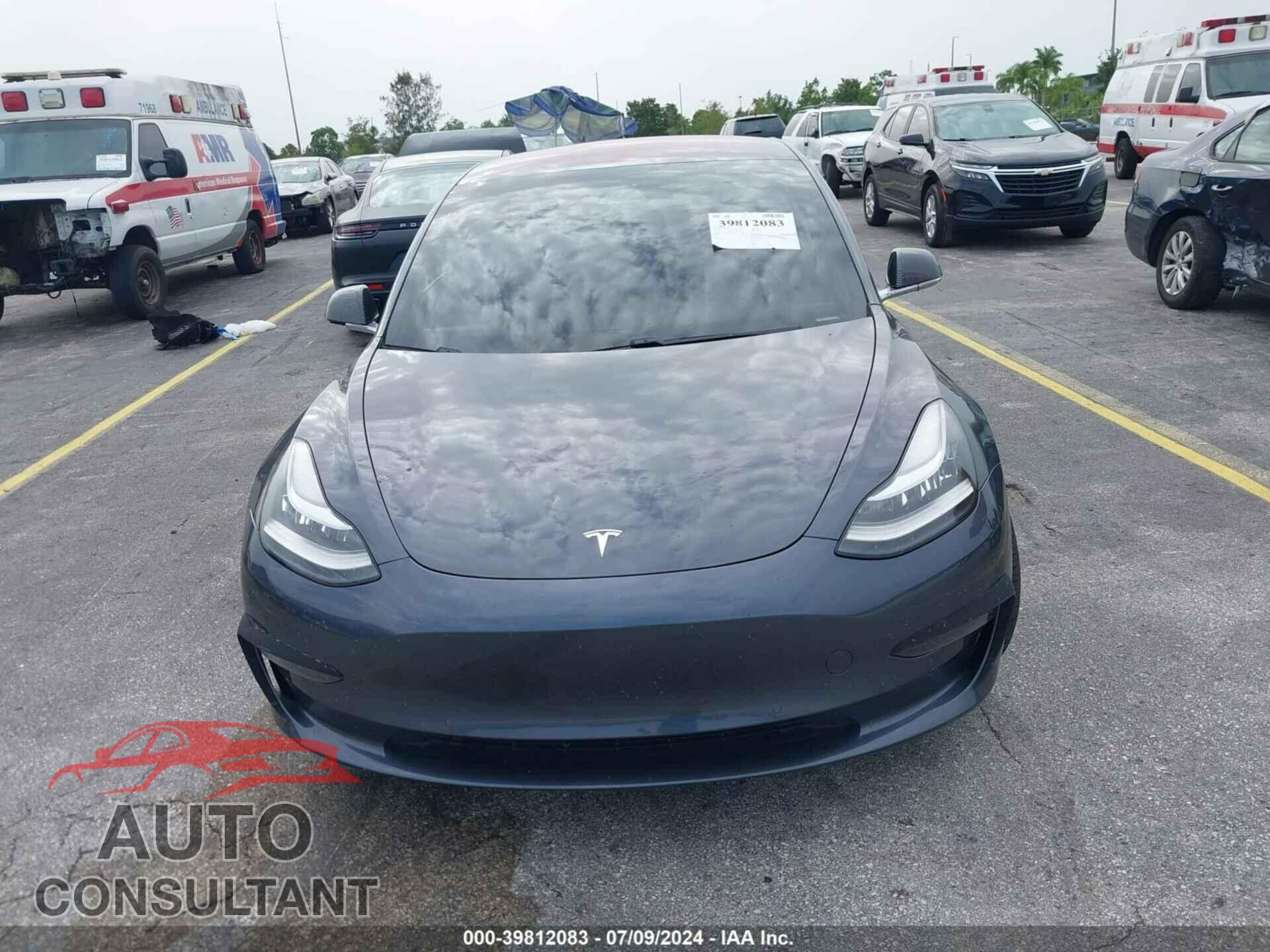 TESLA MODEL 3 2018 - 5YJ3E1EB0JF069840