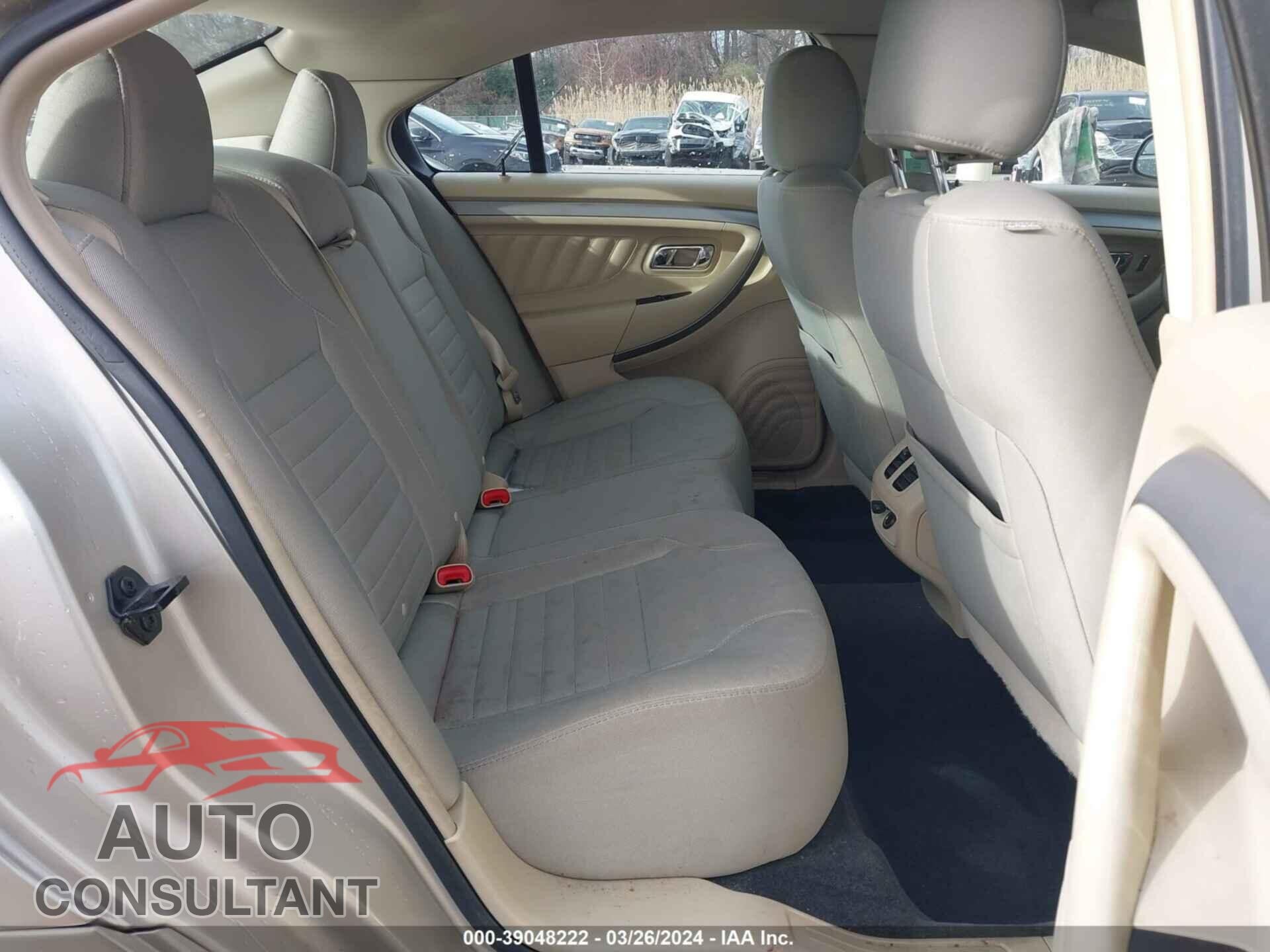 FORD TAURUS 2017 - 1FAHP2D81HG125026