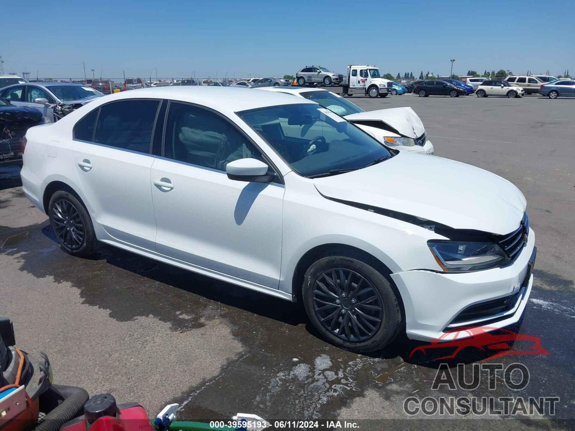 VOLKSWAGEN JETTA 2017 - 3VW2B7AJ4HM224252