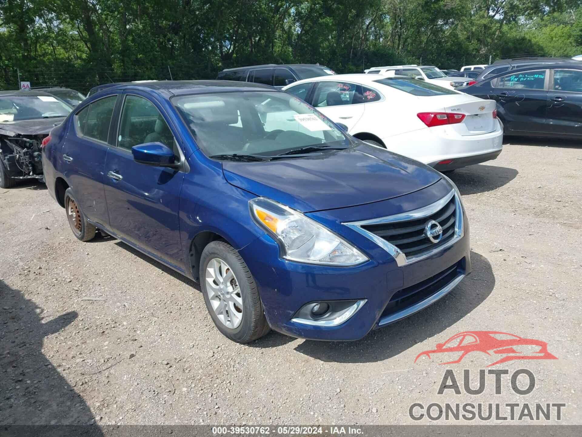 NISSAN VERSA 2018 - 3N1CN7AP1JL815561