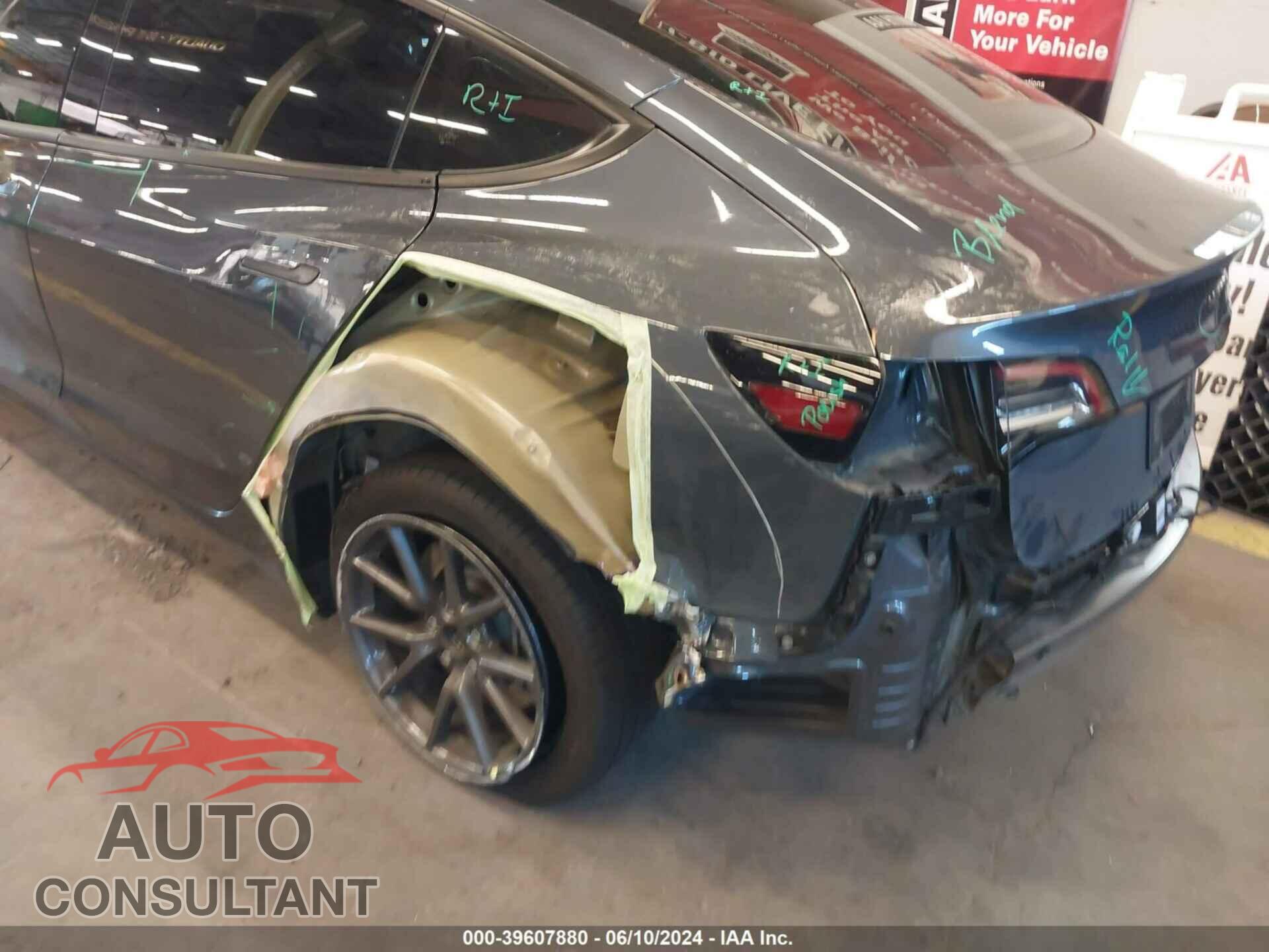 TESLA MODEL 3 2023 - 5YJ3E1EA3PF398080
