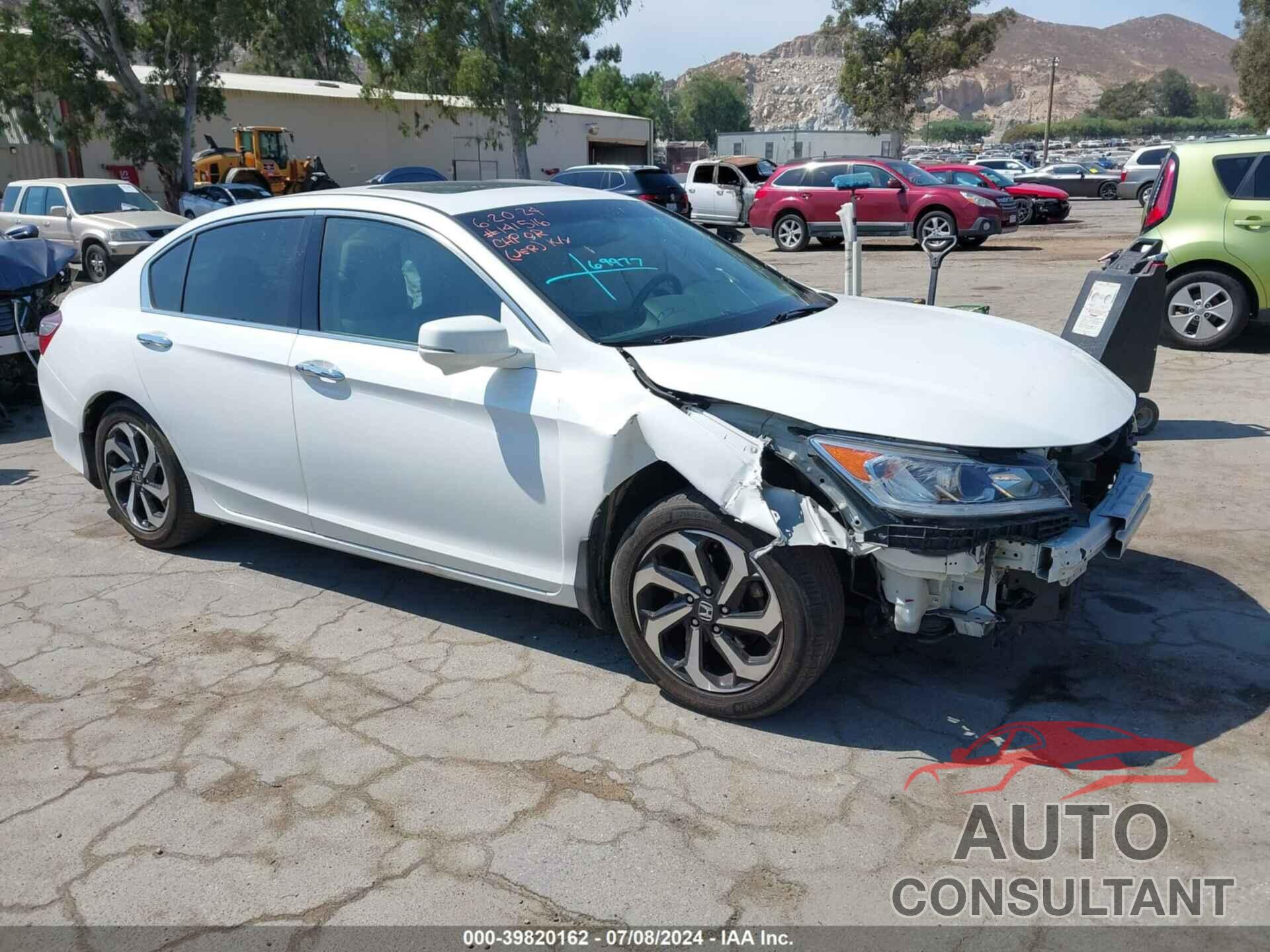 HONDA ACCORD 2016 - 1HGCR3F89GA031108