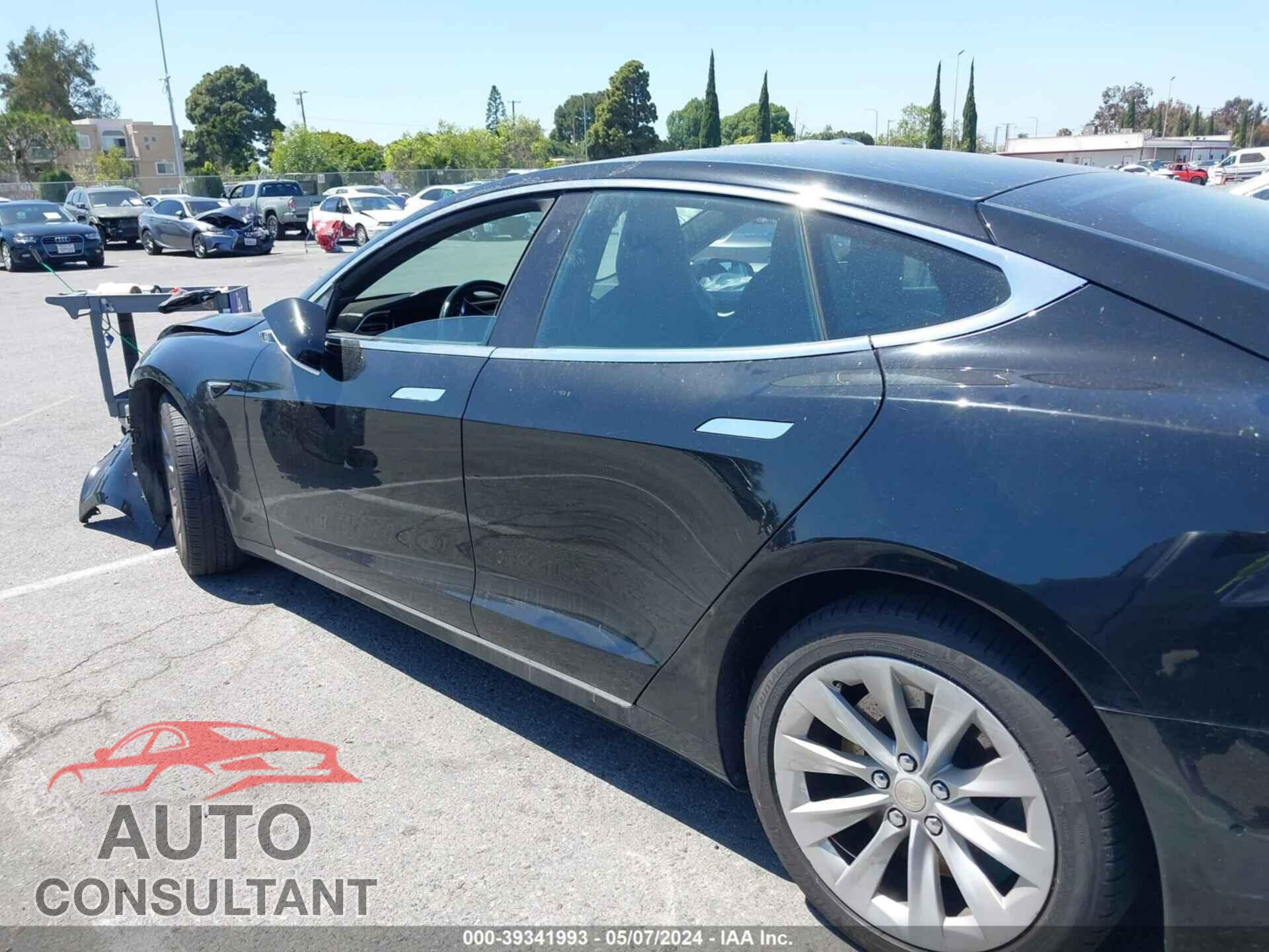 TESLA MODEL S 2017 - 5YJSA1E17HF204823