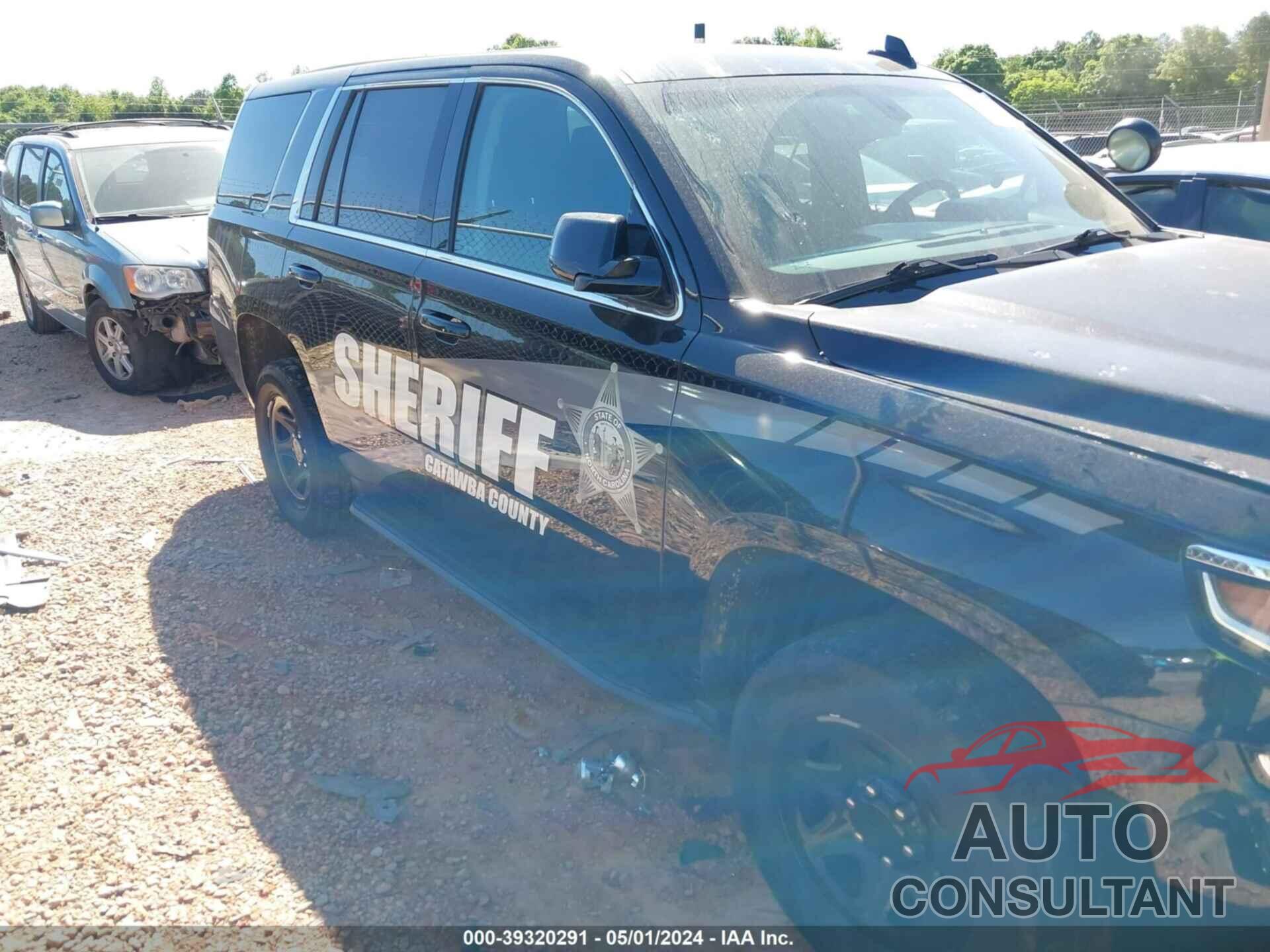 CHEVROLET TAHOE 2018 - 1GNLCDEC9JR145069