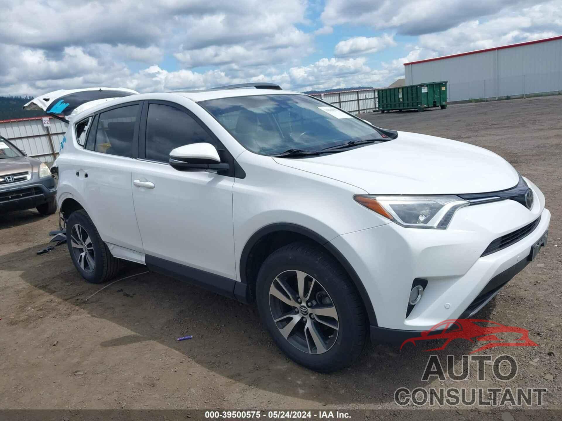 TOYOTA RAV4 2018 - JTMRFREV8JJ746710