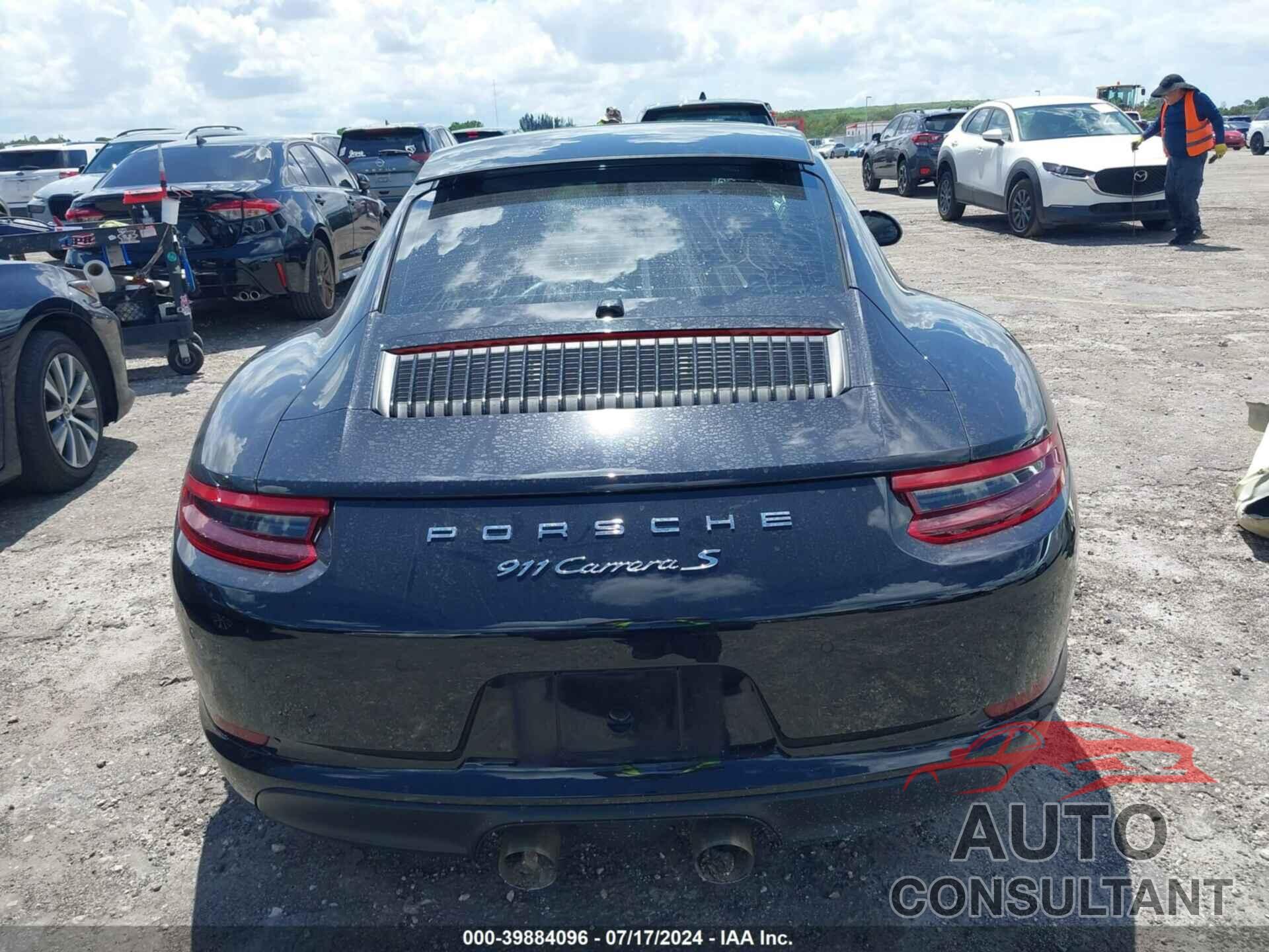 PORSCHE 911 2018 - WP0AB2A94JS122907