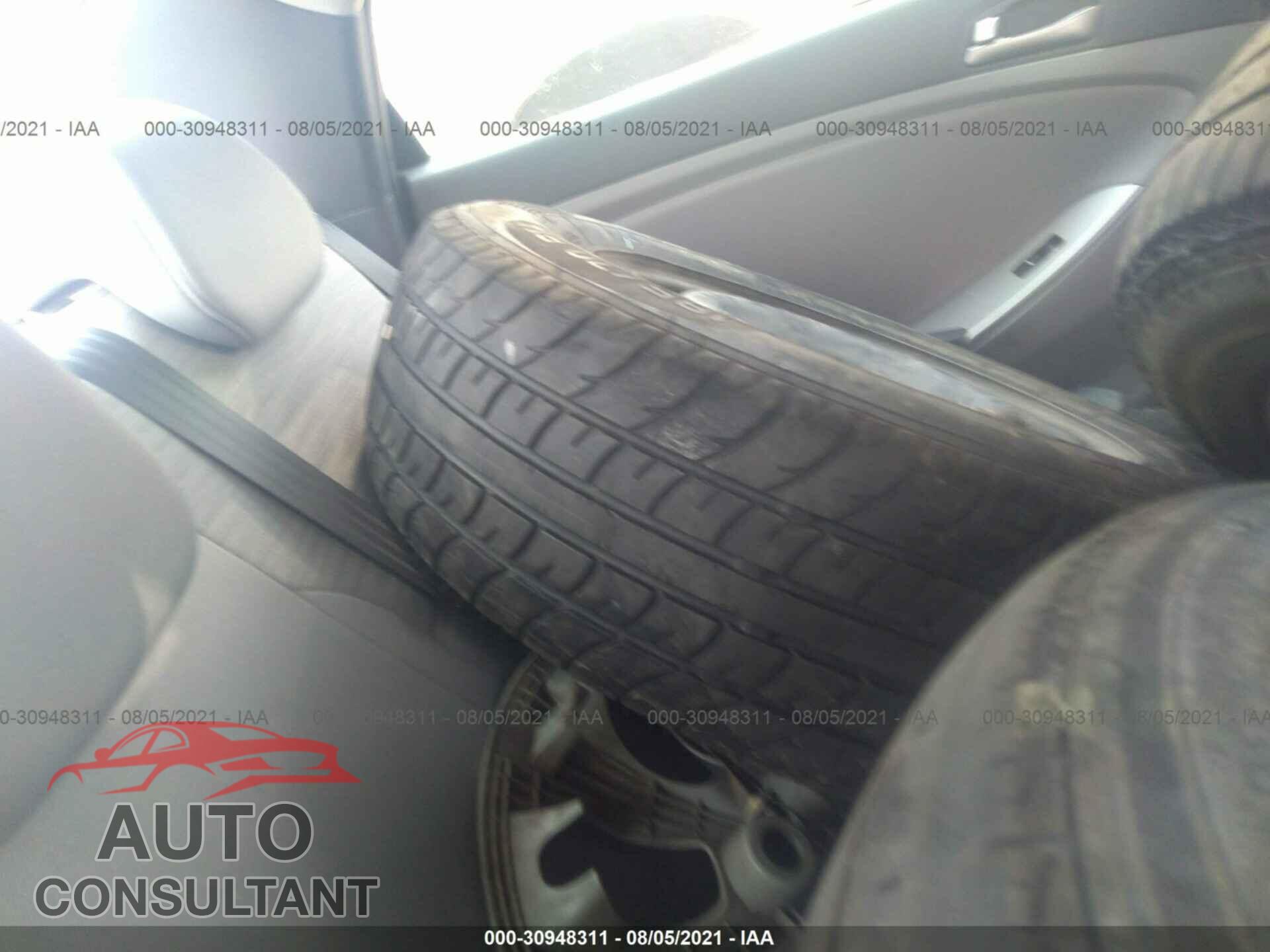 HYUNDAI ACCENT 2017 - KMHCT4AE5HU270735