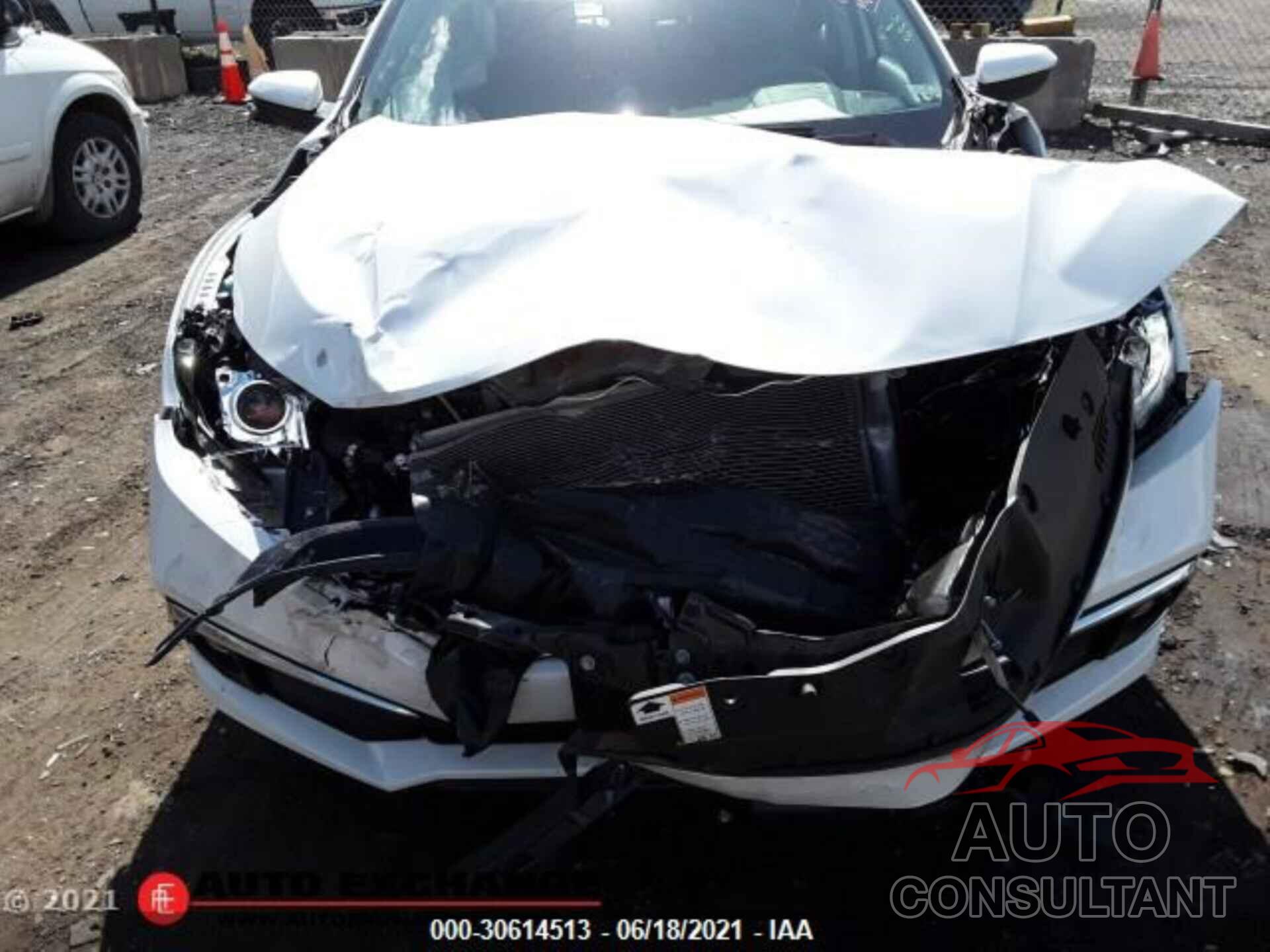 HONDA CIVIC SEDAN 2019 - 19XFC1F79KE208206