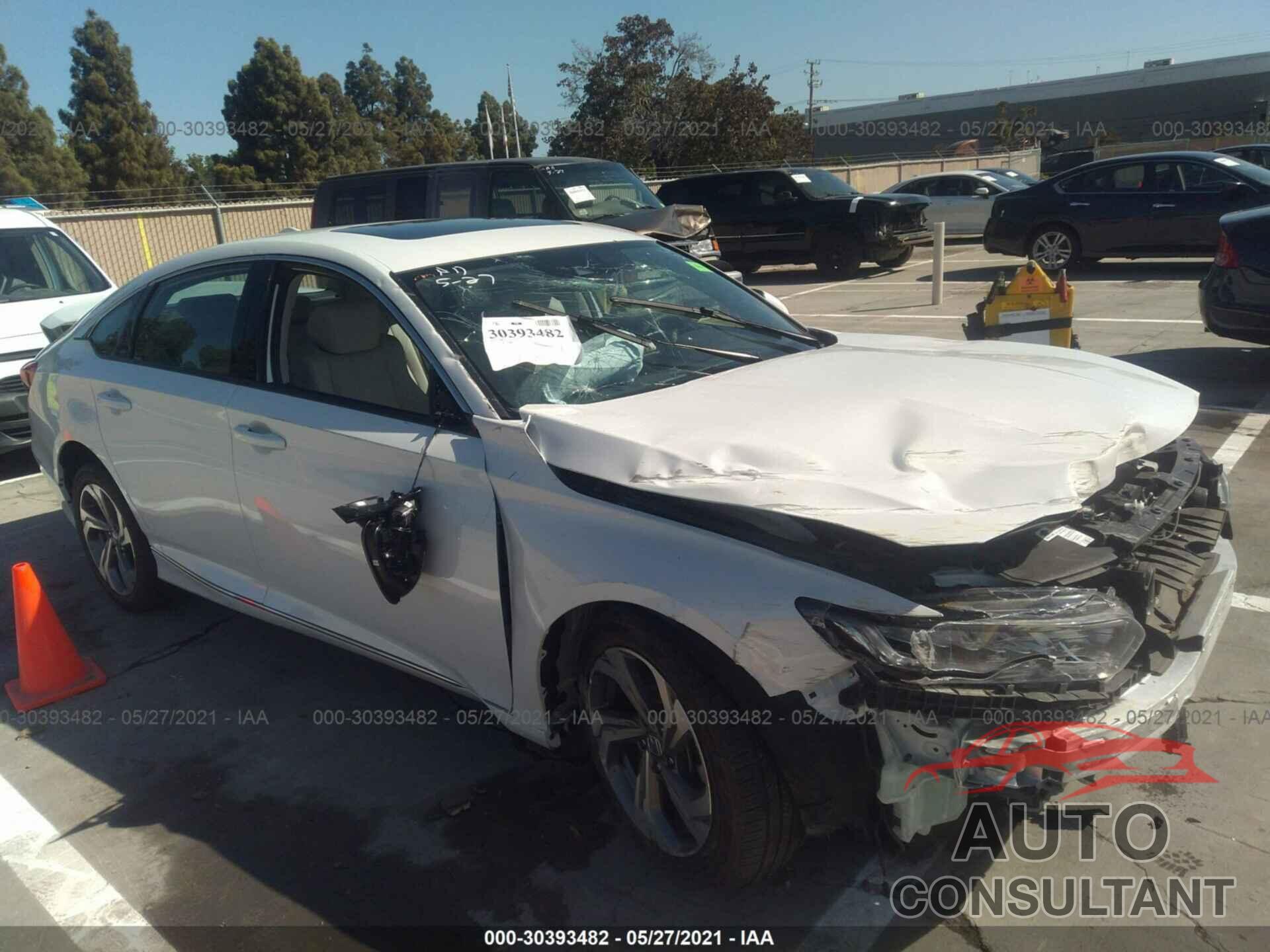 HONDA ACCORD SEDAN 2018 - 1HGCV1F68JA084310