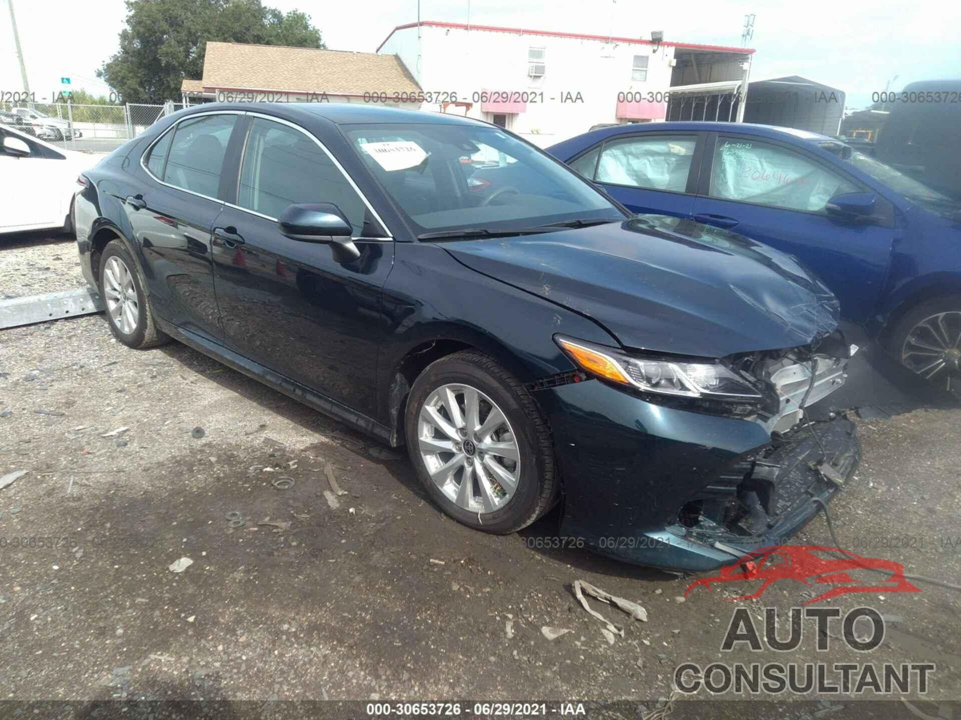 TOYOTA CAMRY 2020 - 4T1C11AK1LU500323