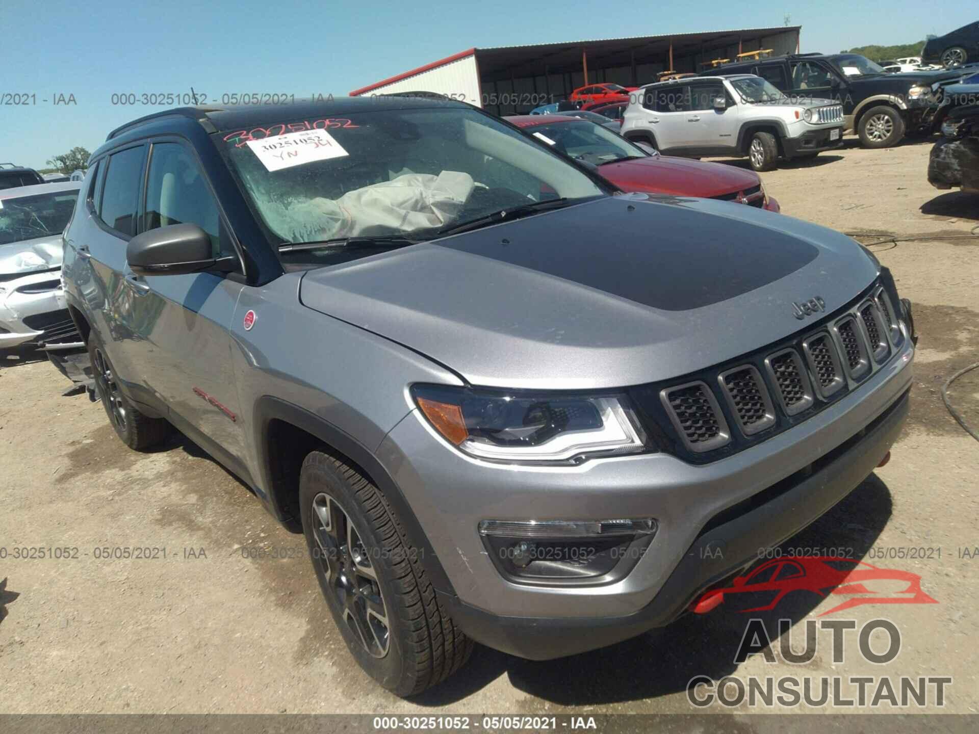 JEEP COMPASS 2021 - 3C4NJDDB1MT555389
