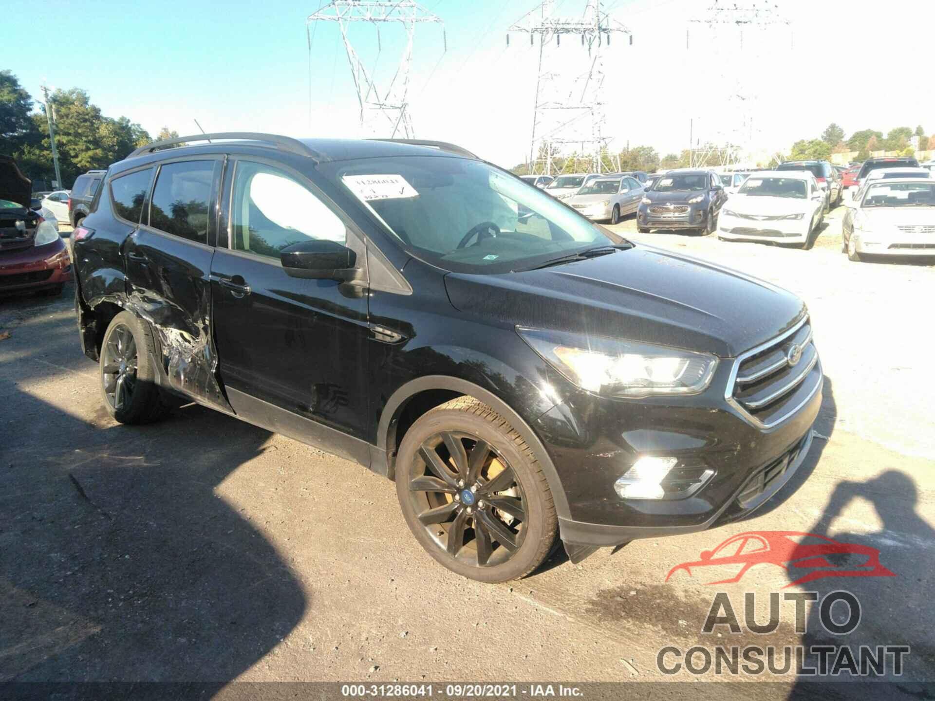 FORD ESCAPE 2018 - 1FMCU9GD1JUA82972