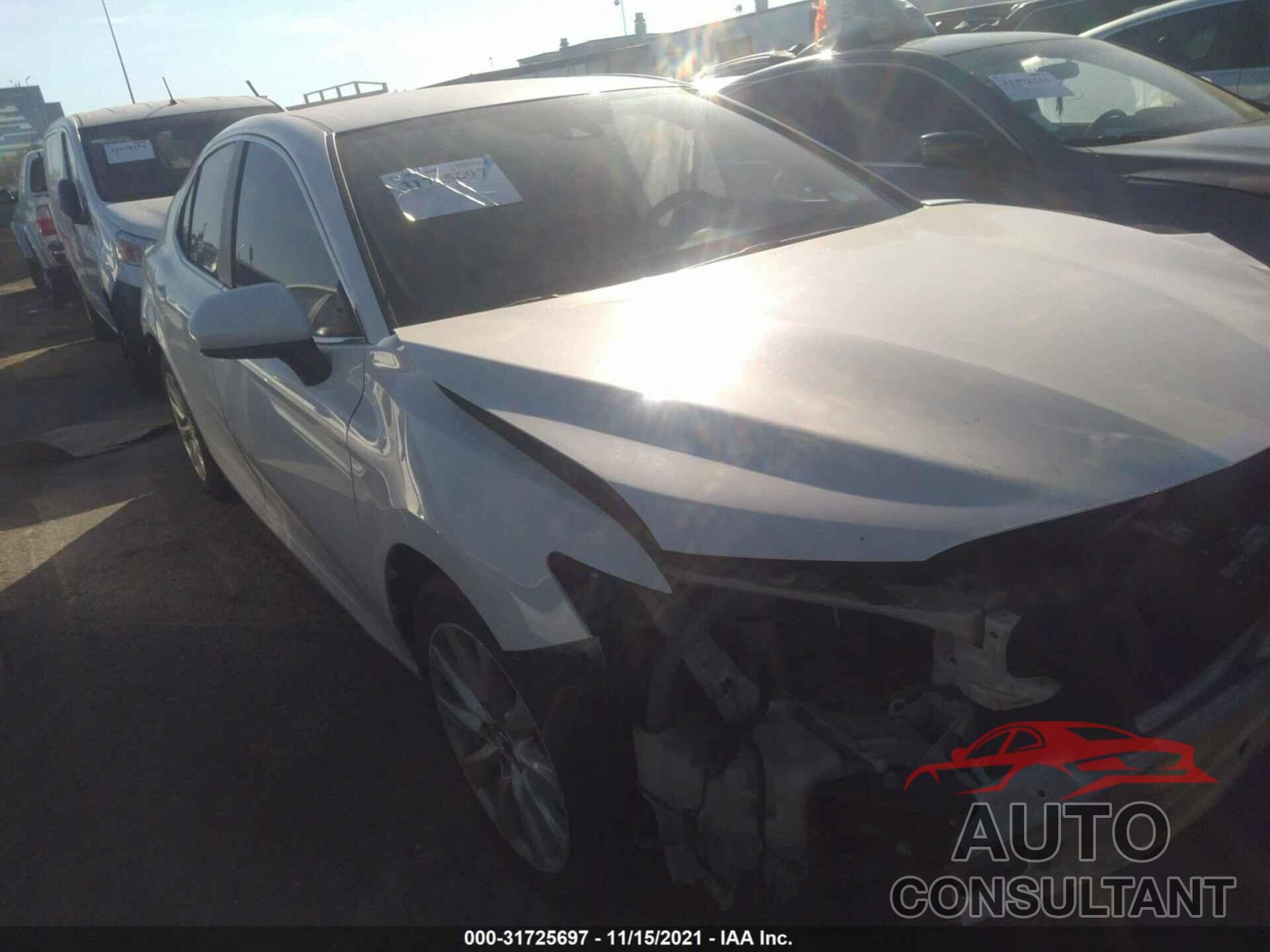 TOYOTA CAMRY 2019 - 4T1B11HKXKU697752