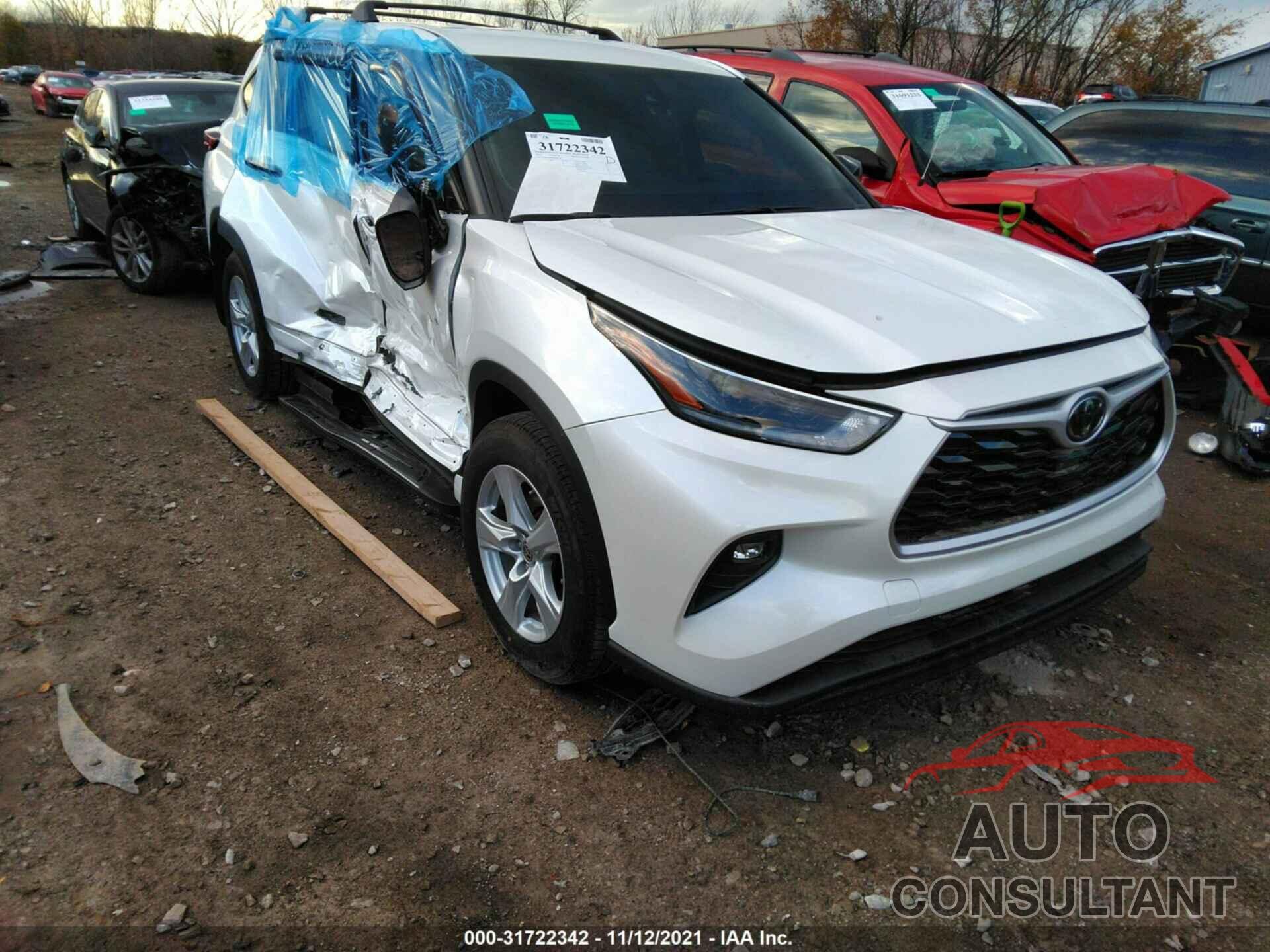 TOYOTA HIGHLANDER 2021 - 5TDBZRBH4MS081545