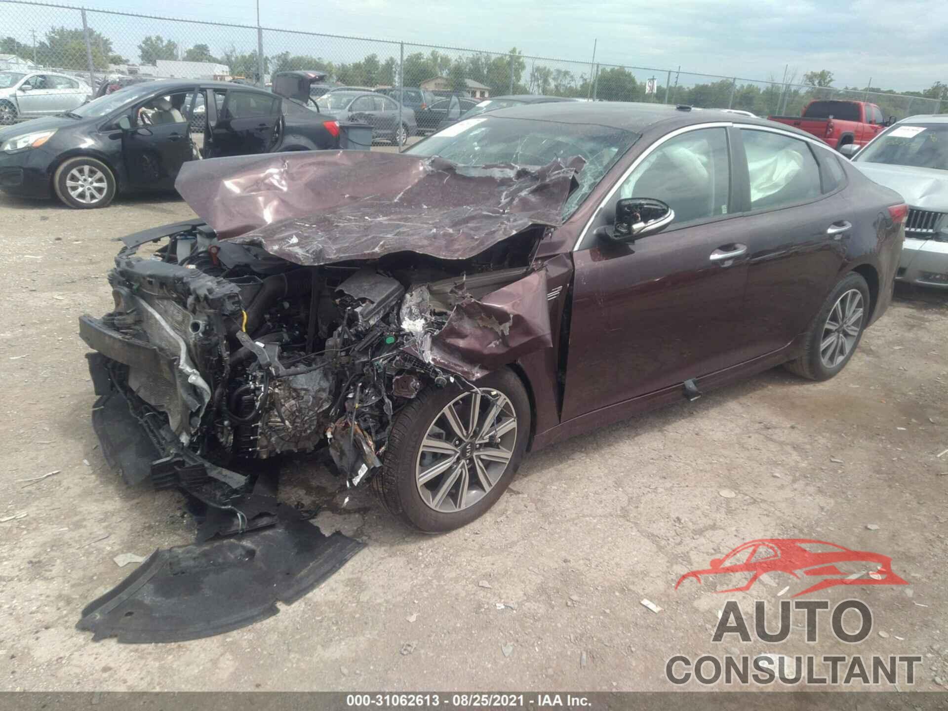 KIA OPTIMA 2019 - 5XXGT4L30KG355612