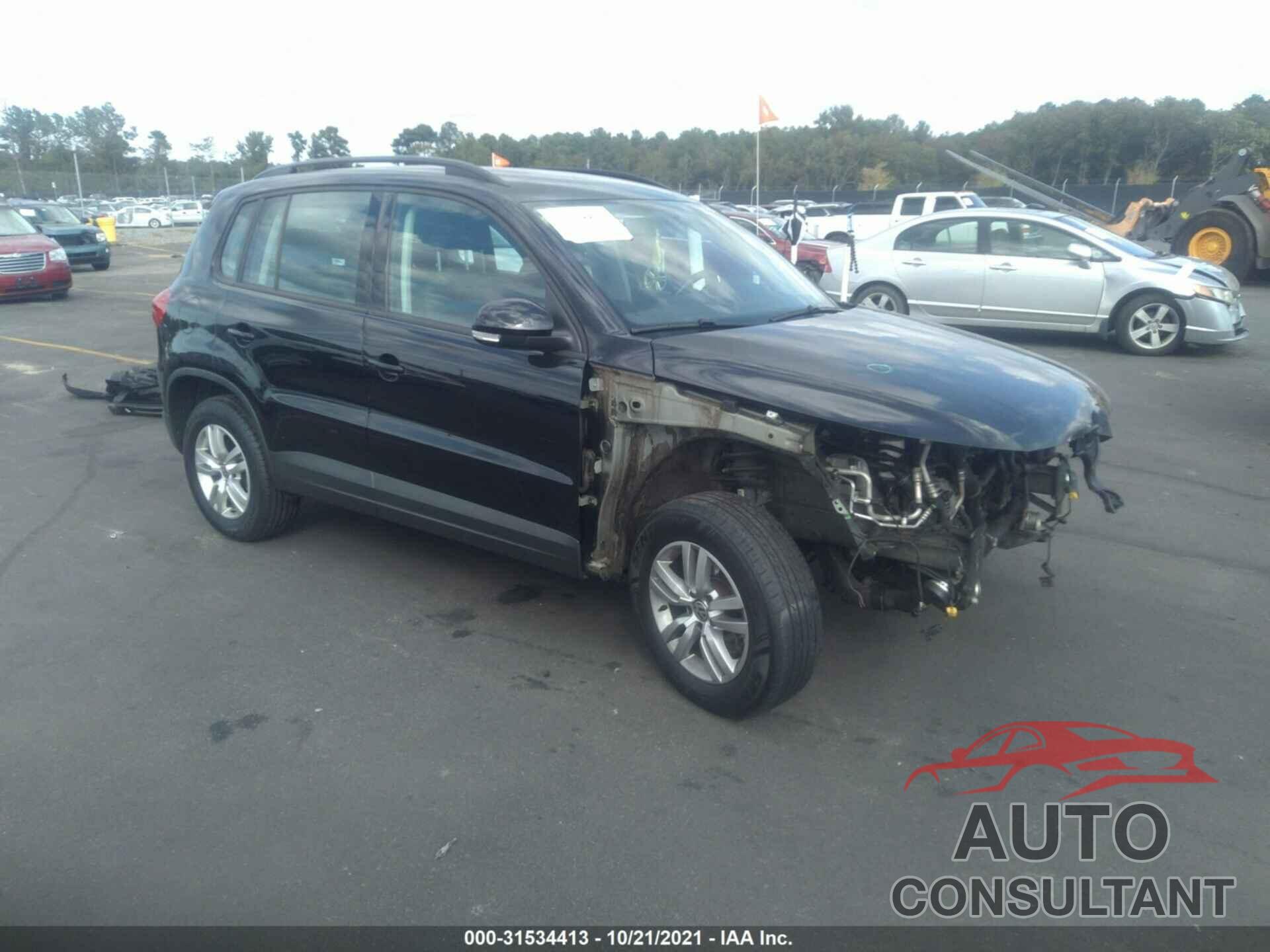 VOLKSWAGEN TIGUAN 2016 - WVGAV7AX0GW573378