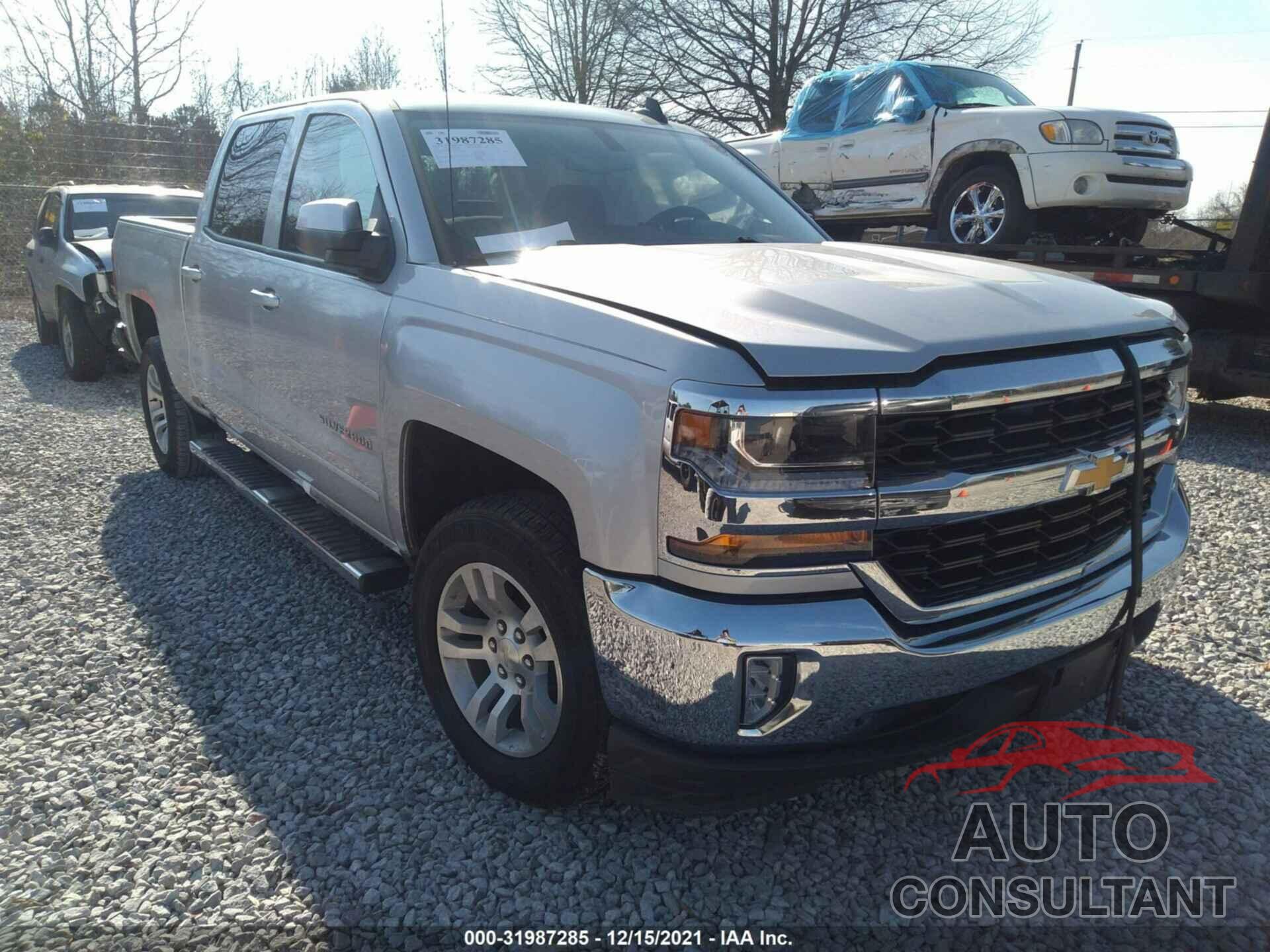 CHEVROLET SILVERADO 1500 2018 - 3GCPCREC7JG483755