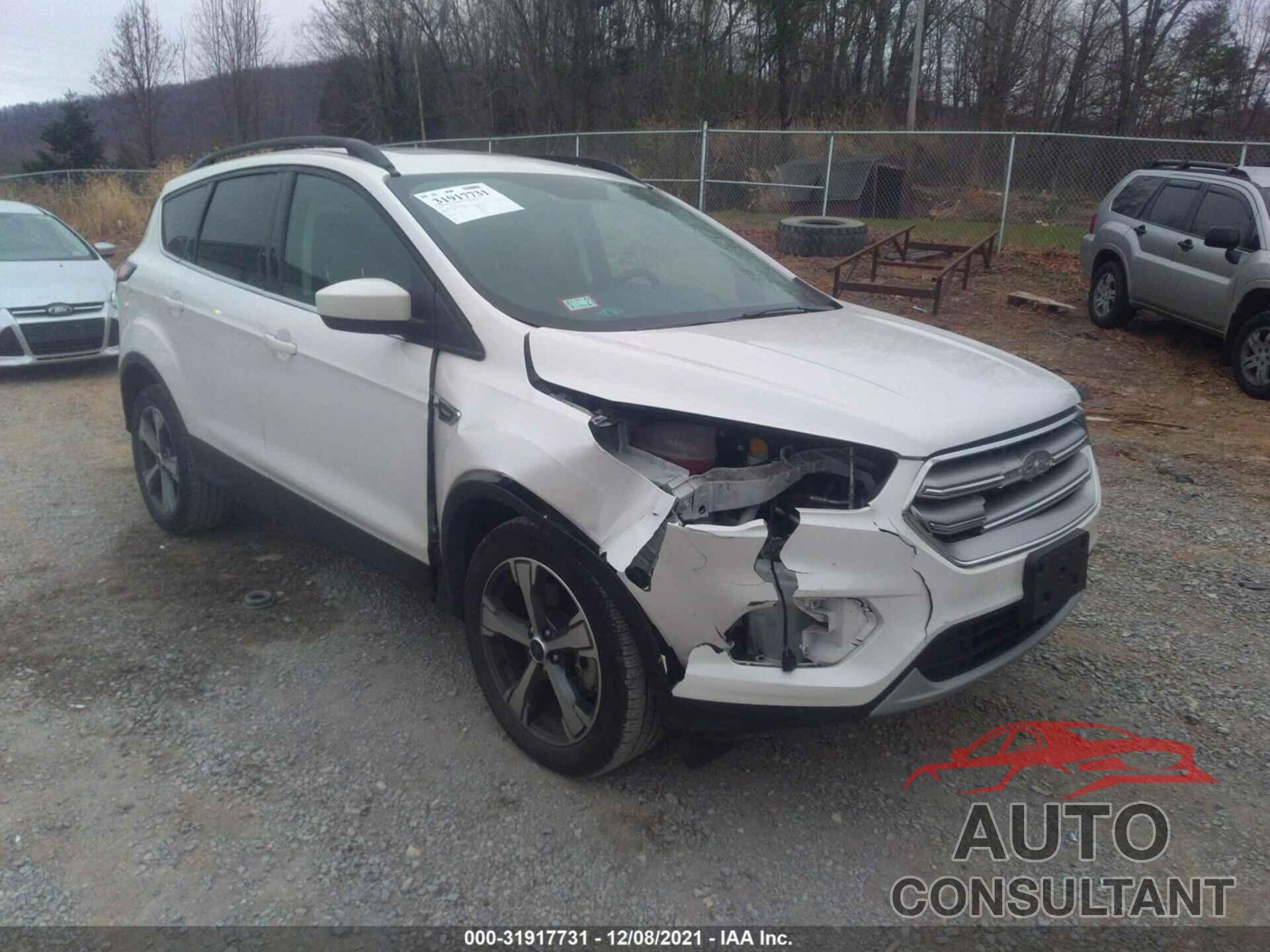 FORD ESCAPE 2017 - 1FMCU9GD4HUA91448