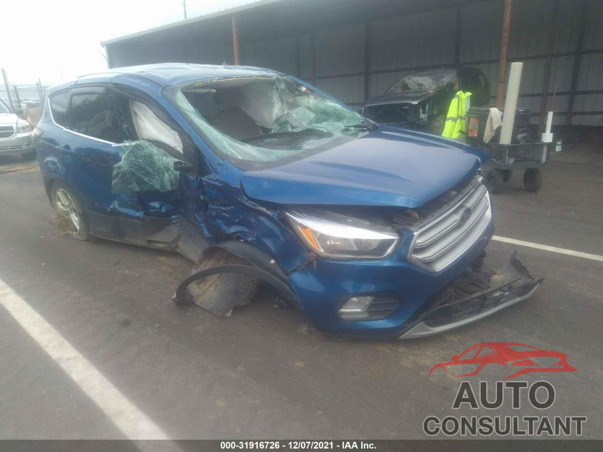 FORD ESCAPE 2017 - 1FMCU0GD3HUA09432