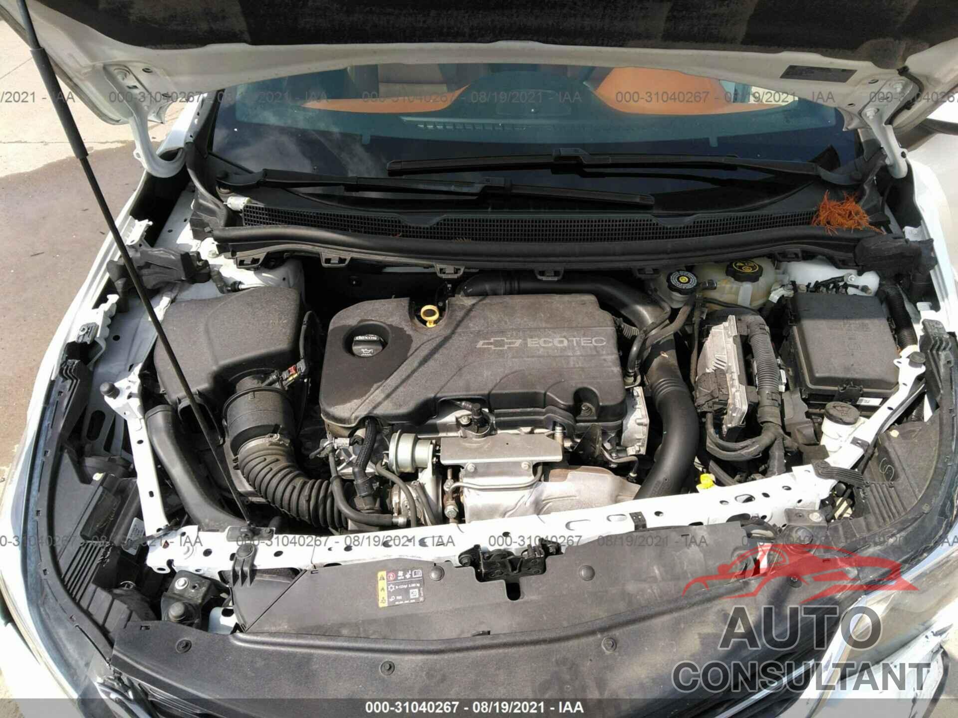 CHEVROLET CRUZE 2018 - 1G1BF5SM0J7106714