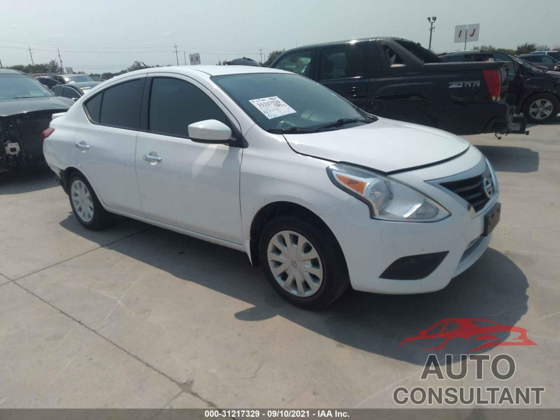 NISSAN VERSA 2016 - 3N1CN7APXGL917482