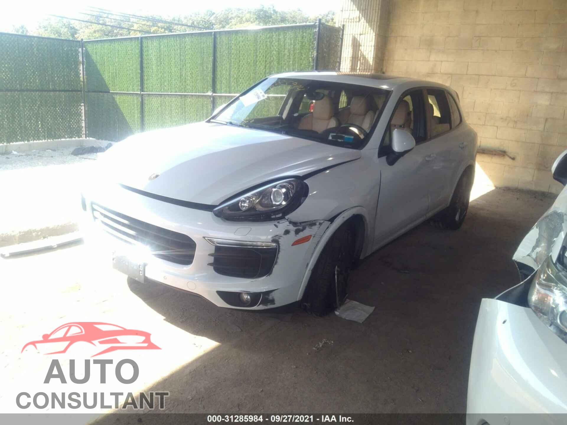 PORSCHE CAYENNE 2018 - WP1AA2A20JKA00369