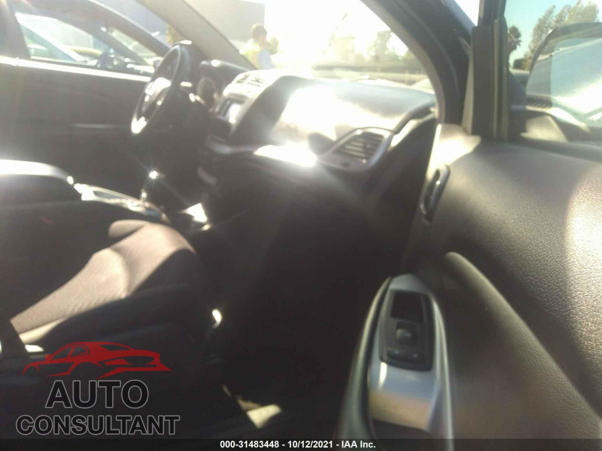 DODGE JOURNEY 2017 - 3C4PDCAB4HT648296