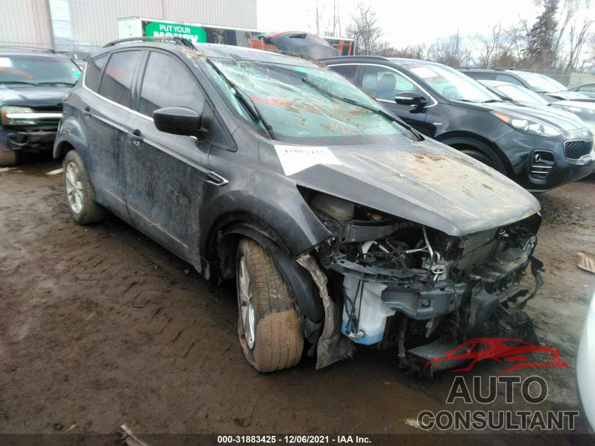 FORD ESCAPE 2017 - 1FMCU0GD2HUC64105