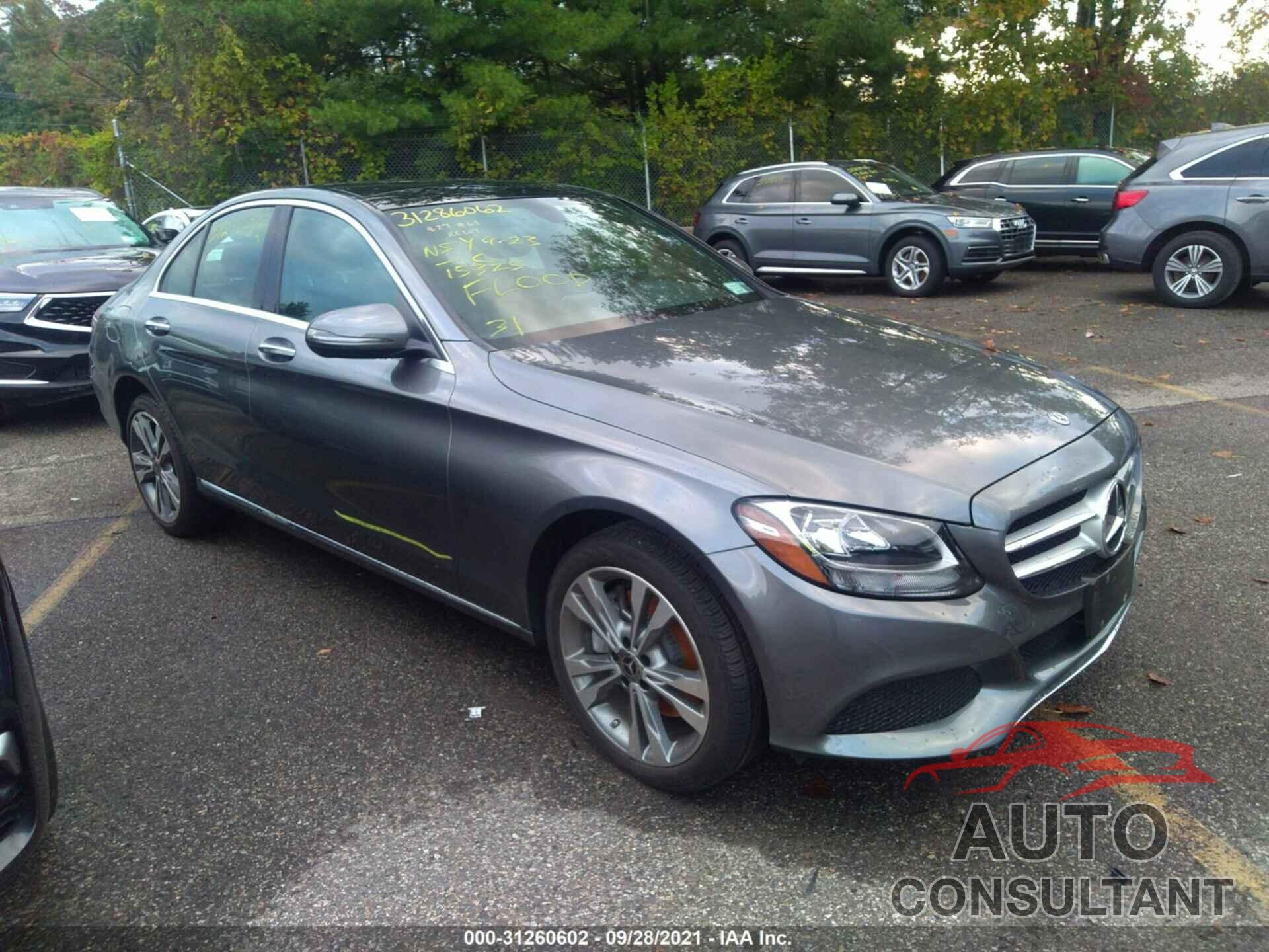 MERCEDES-BENZ C-CLASS 2018 - 55SWF4KB8JU271503