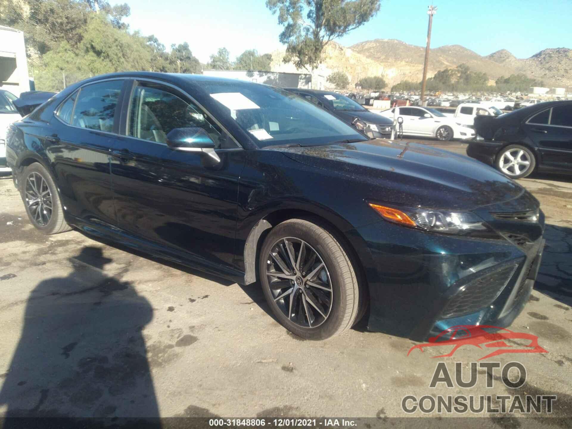 TOYOTA CAMRY 2021 - 4T1G11AK7MU486978
