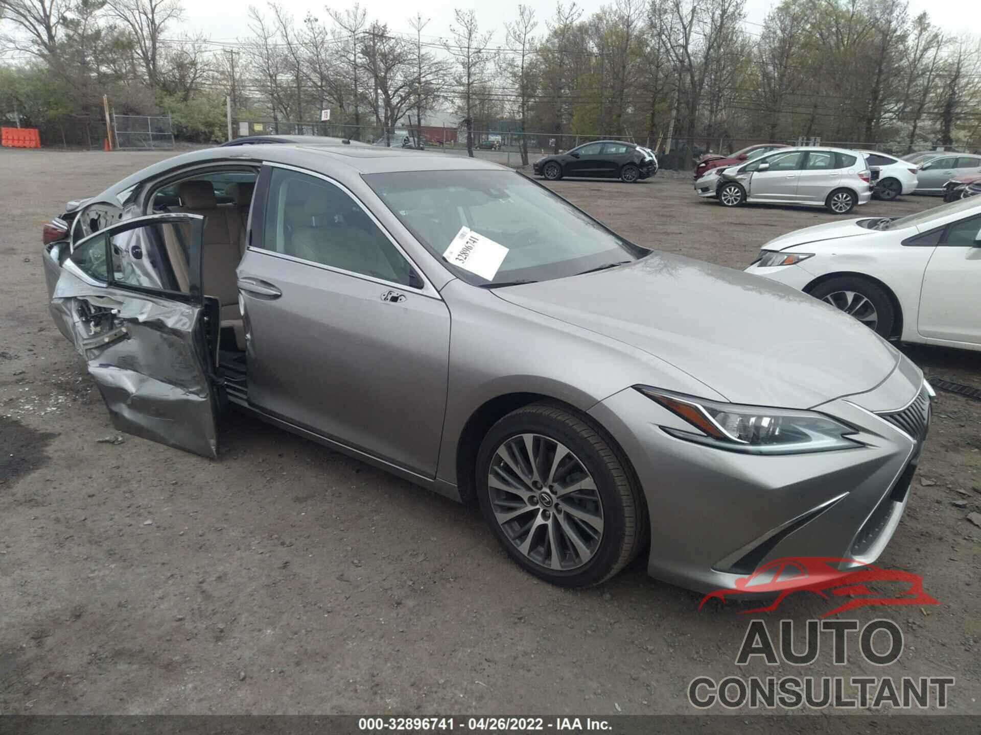 LEXUS ES 2020 - 58ADZ1B10LU076788