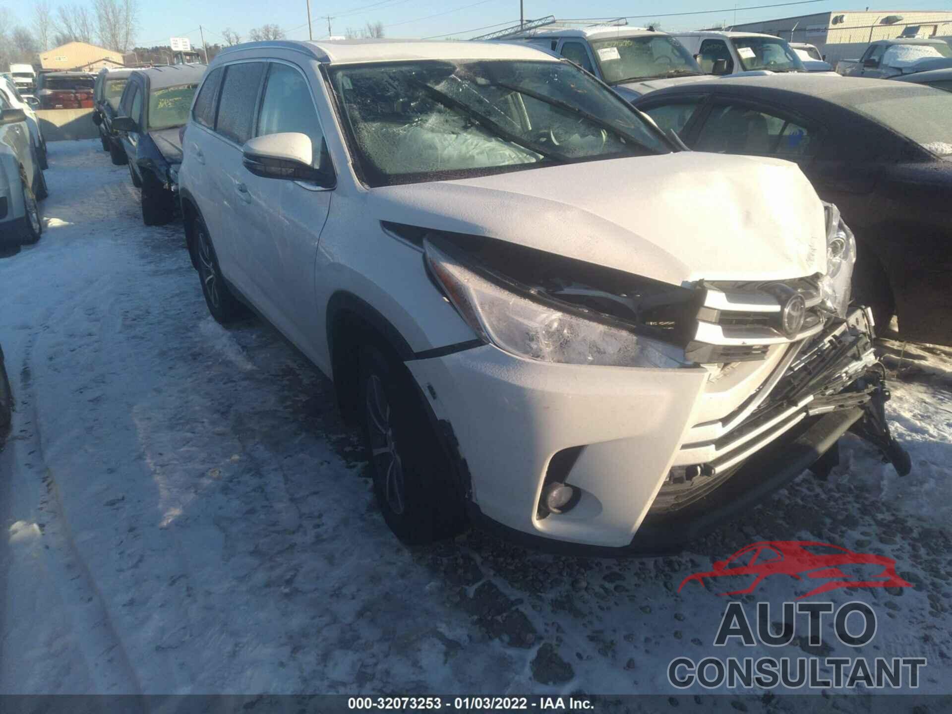 TOYOTA HIGHLANDER 2019 - 5TDJZRFH1KS628337