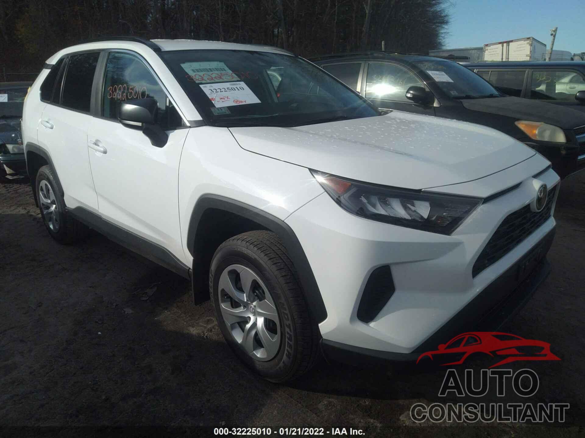 TOYOTA RAV4 2021 - 2T3F1RFV7MC245234