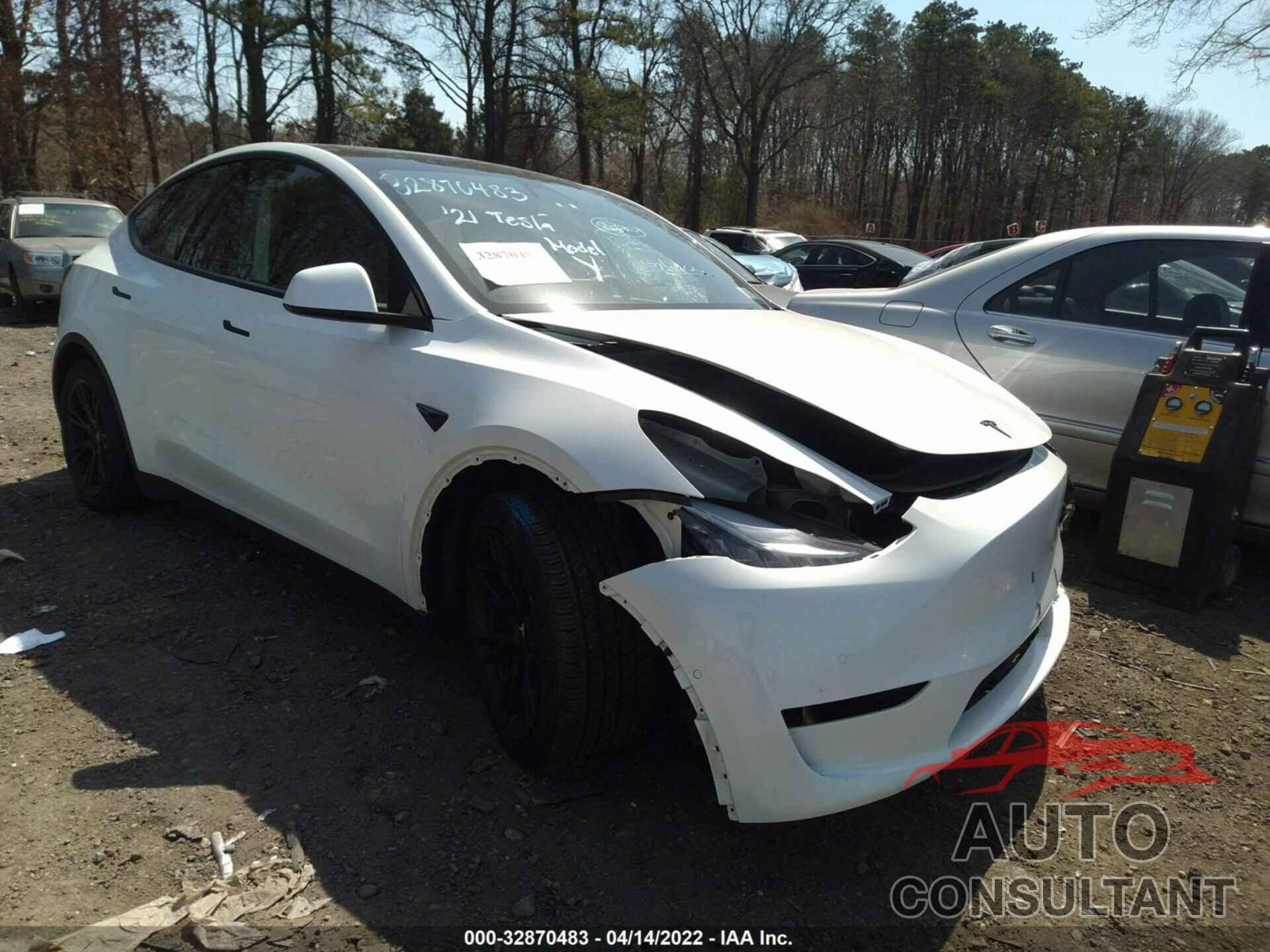 TESLA MODEL Y 2021 - 5YJYGDEE1MF146652