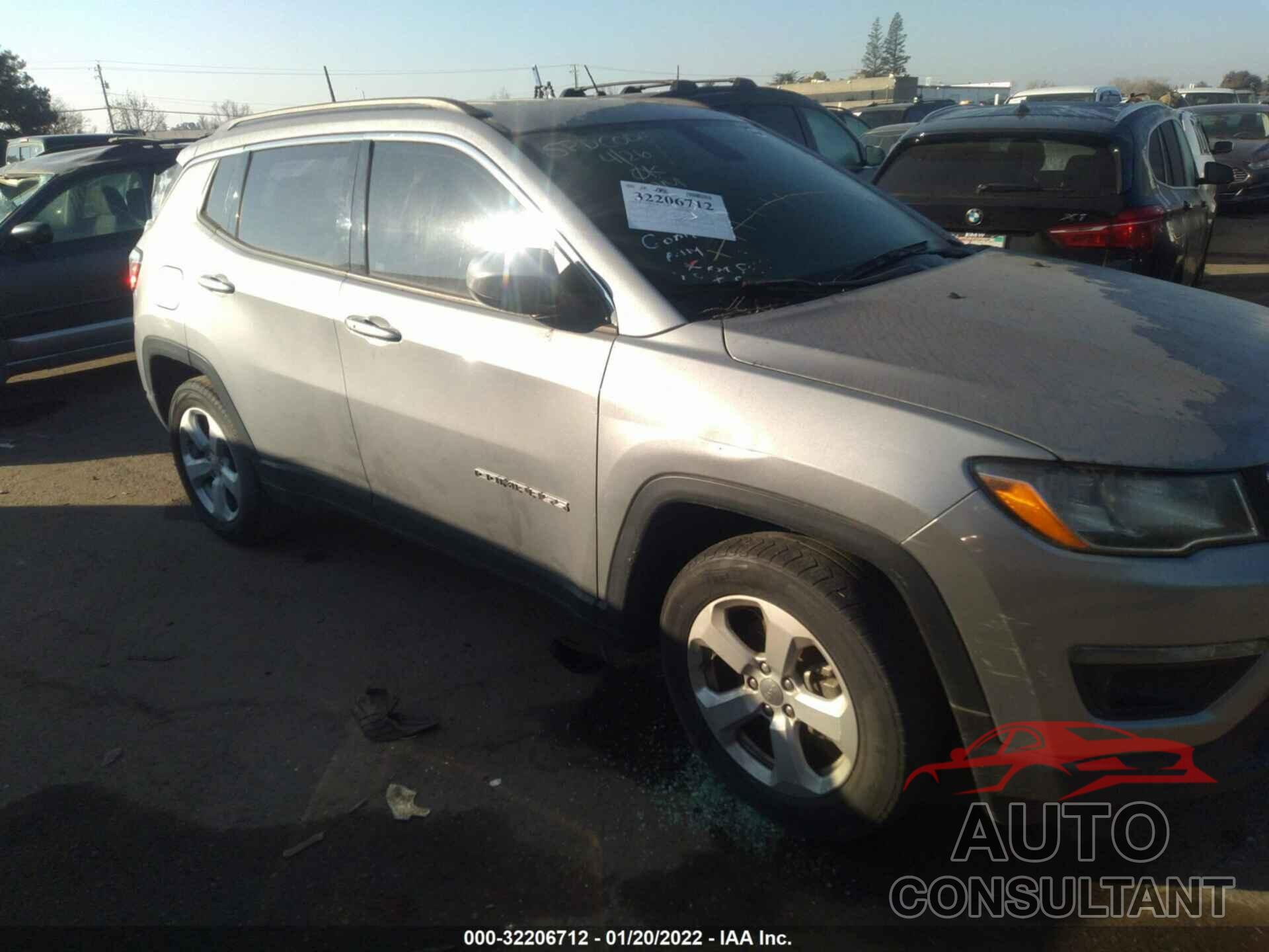 JEEP COMPASS 2018 - 3C4NJCBB2JT495308