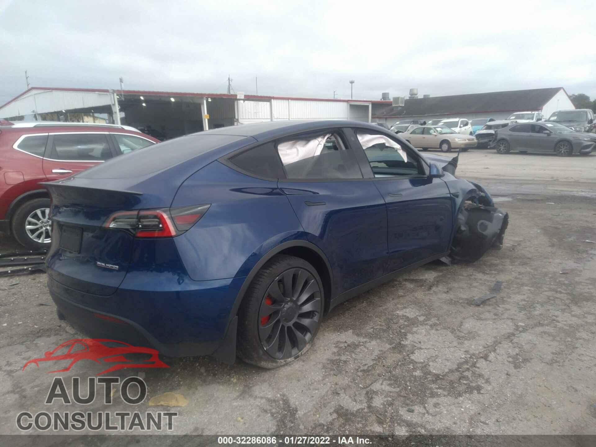 TESLA MODEL Y 2021 - 5YJYGDEF2MF124491